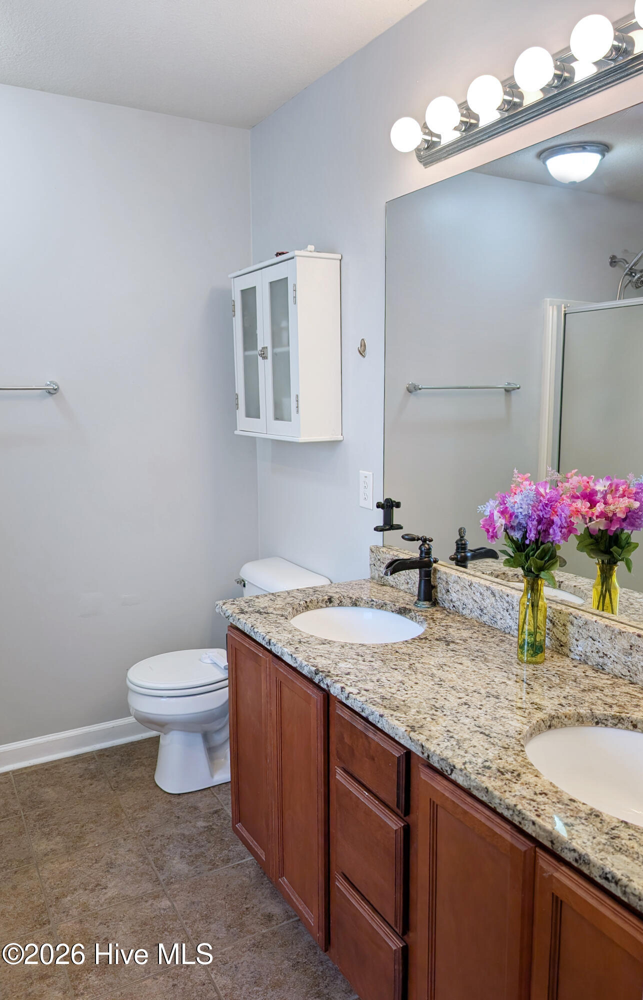 100564734 | Photo 54