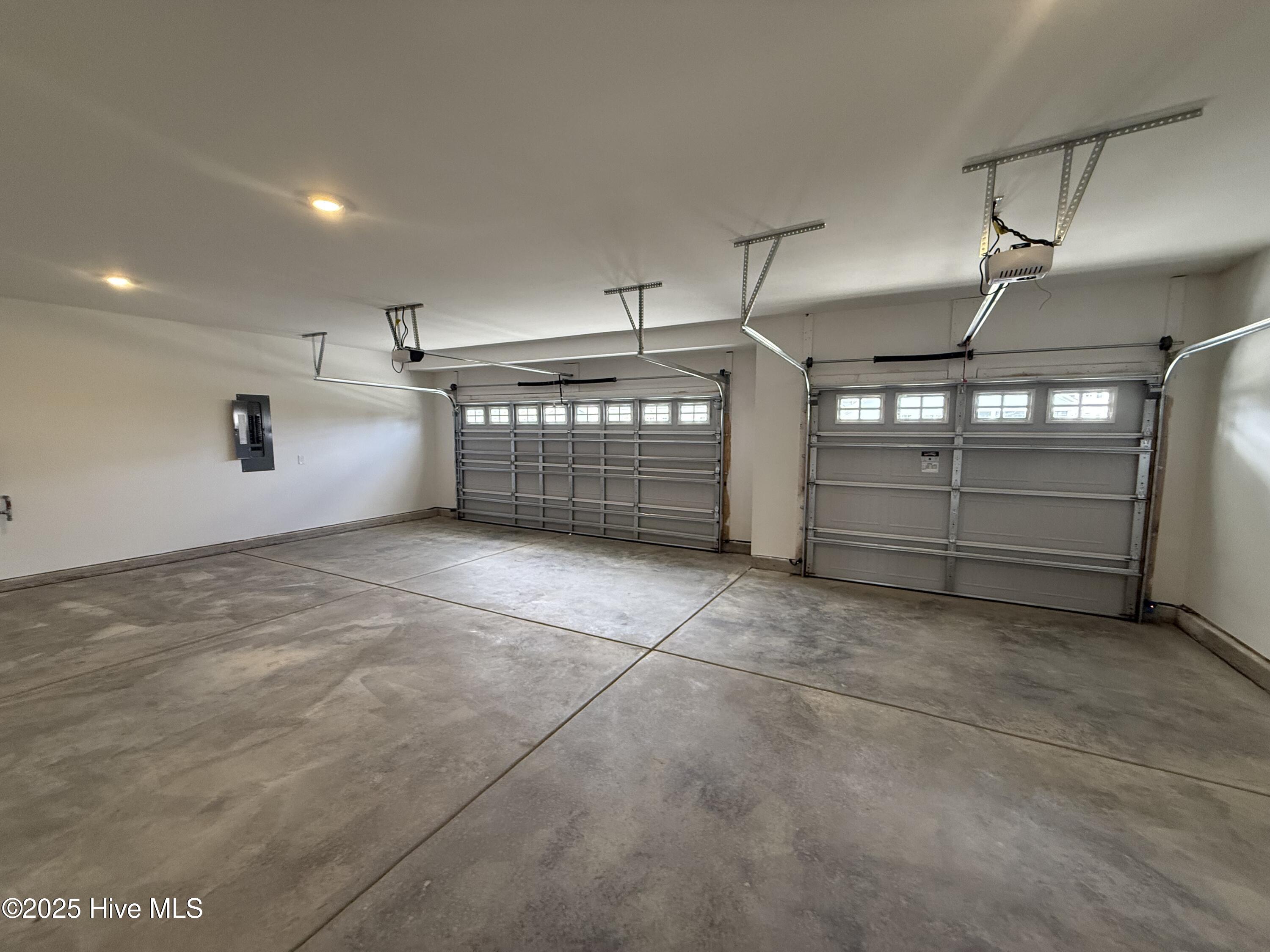 100500877 | Photo 21