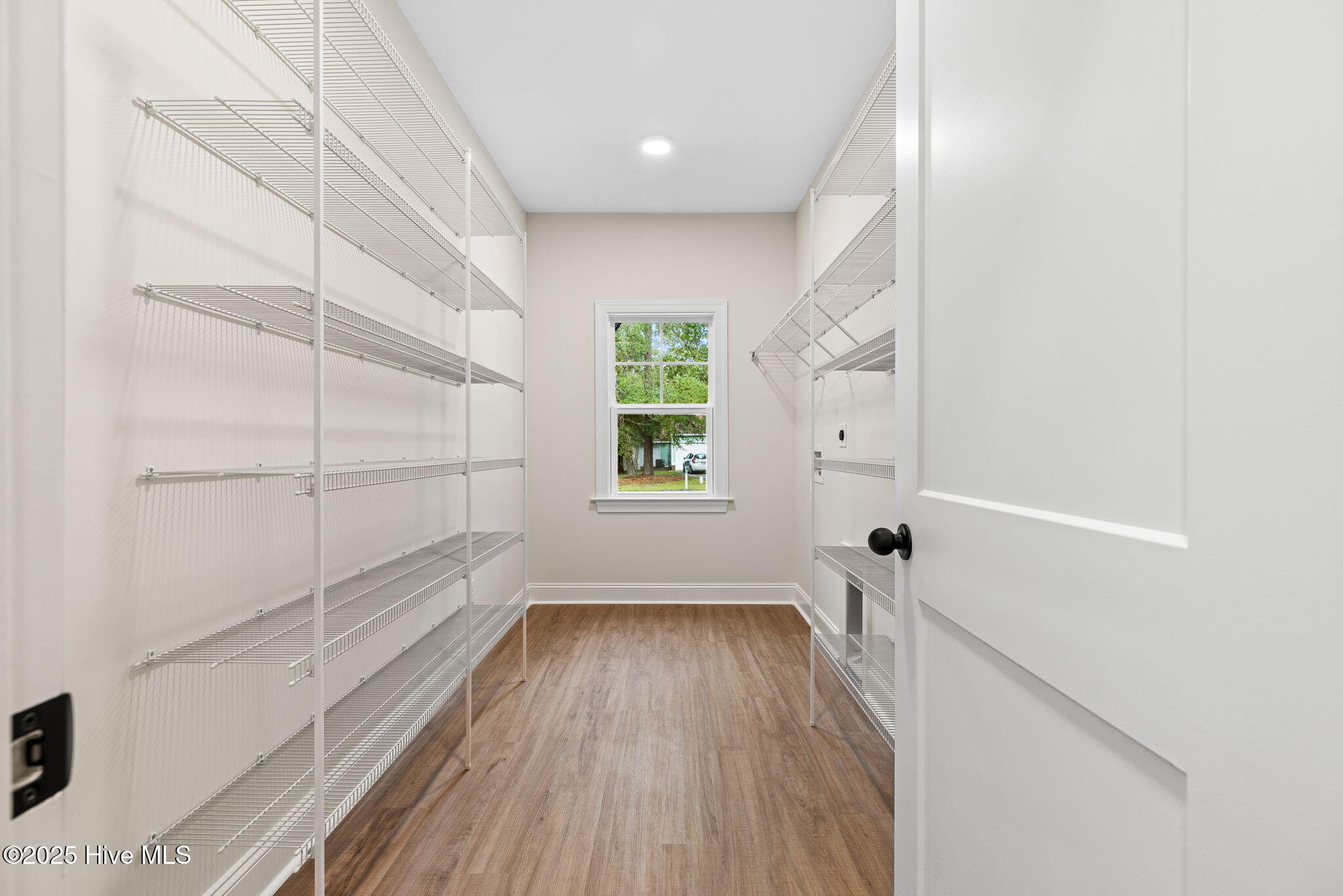 100552676 | Photo 41