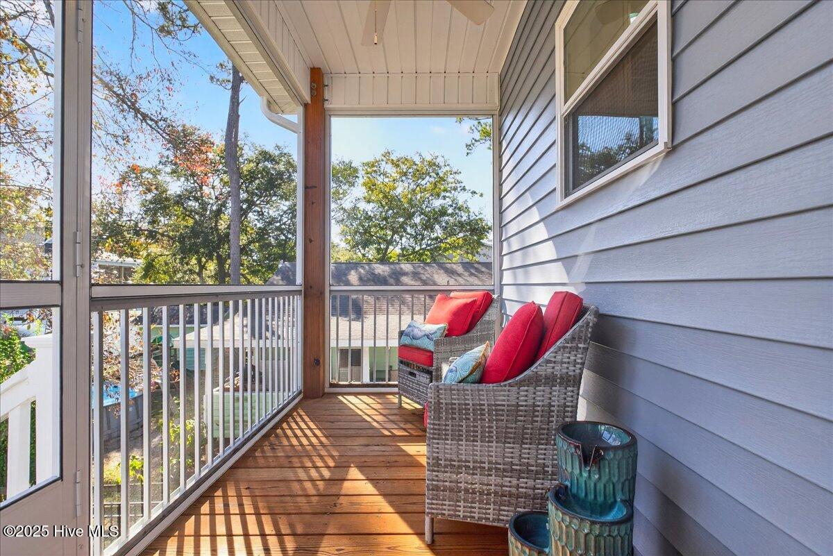 100541431 | Photo 36