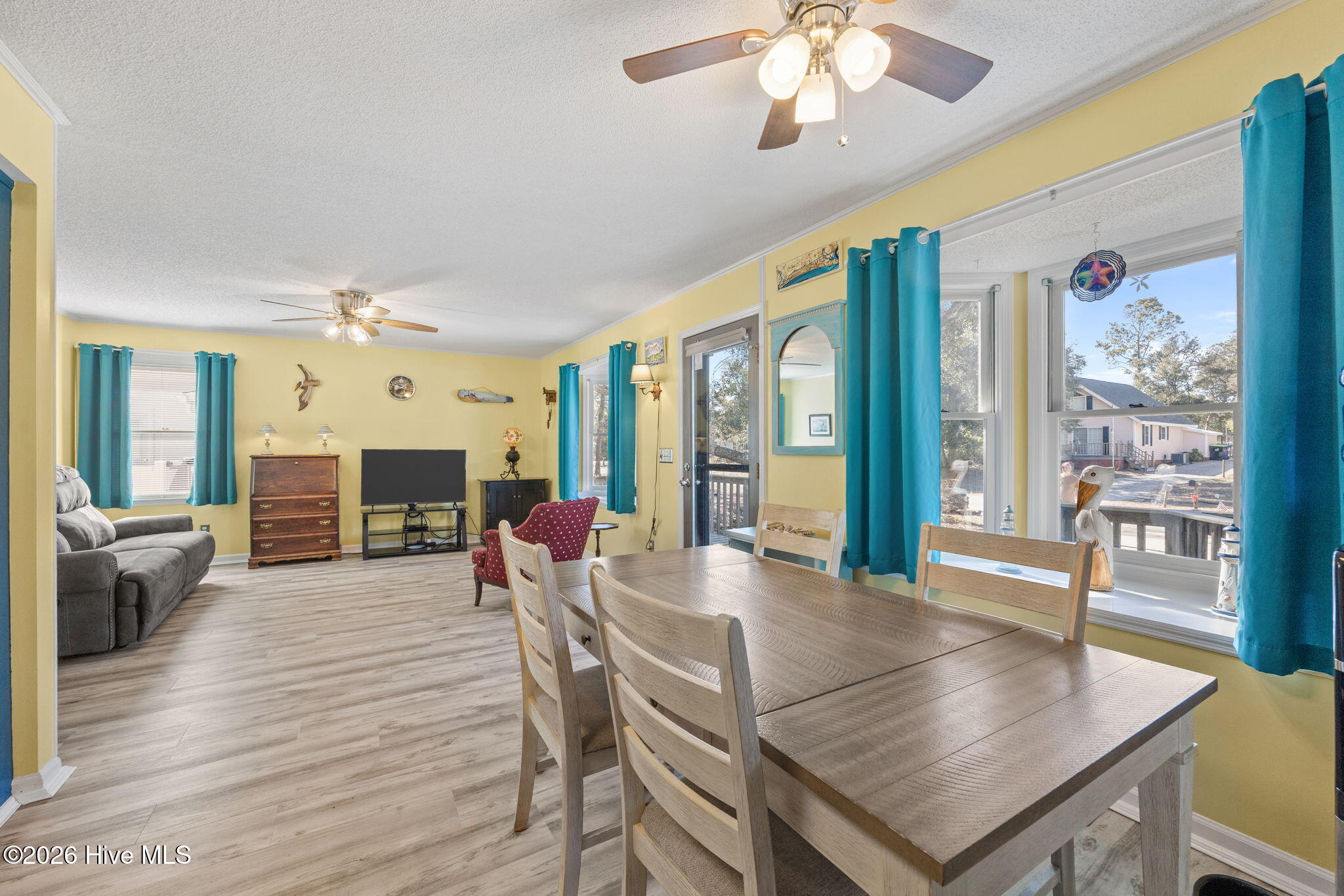 100554594 | Photo 23