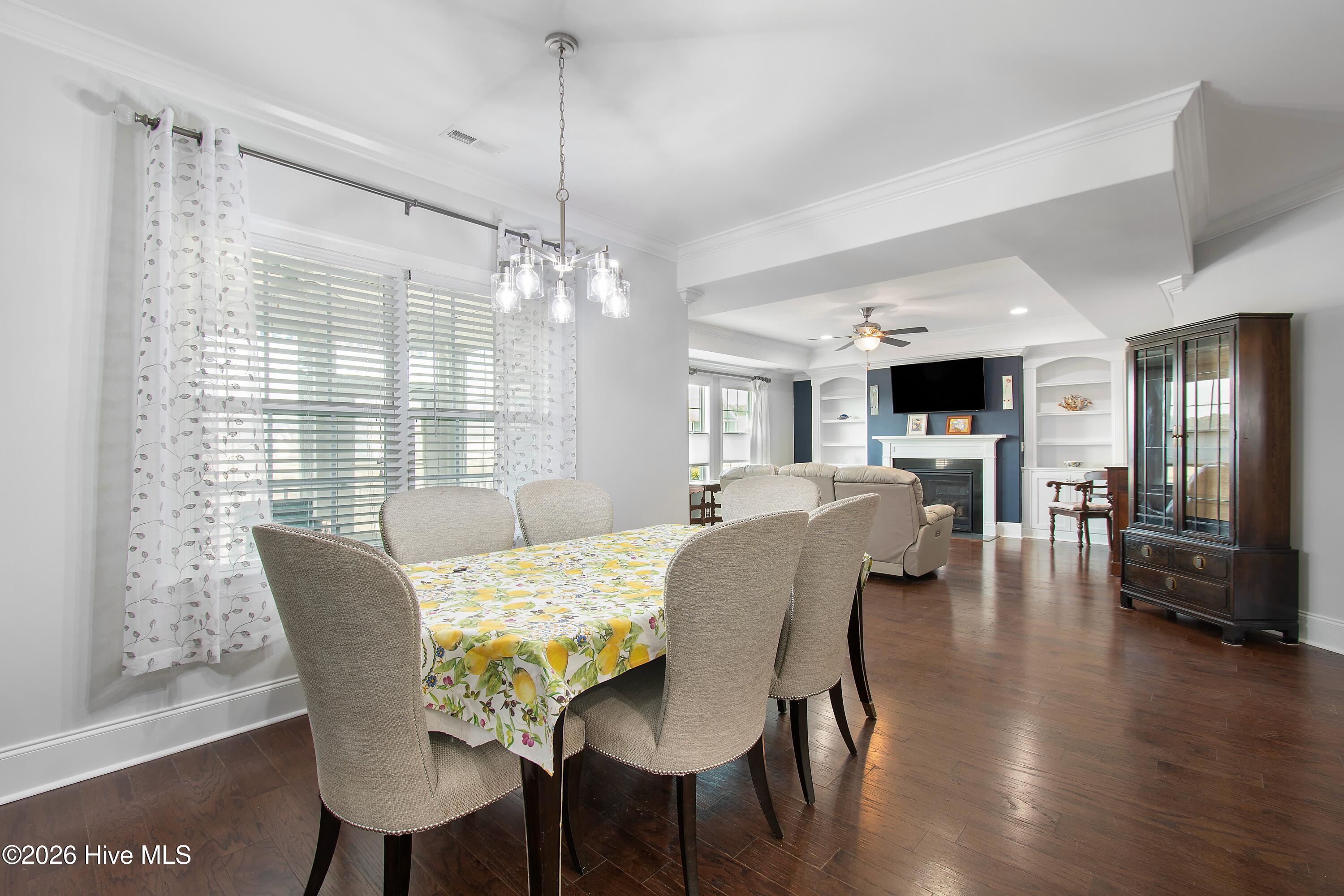 100548400 | Photo 13