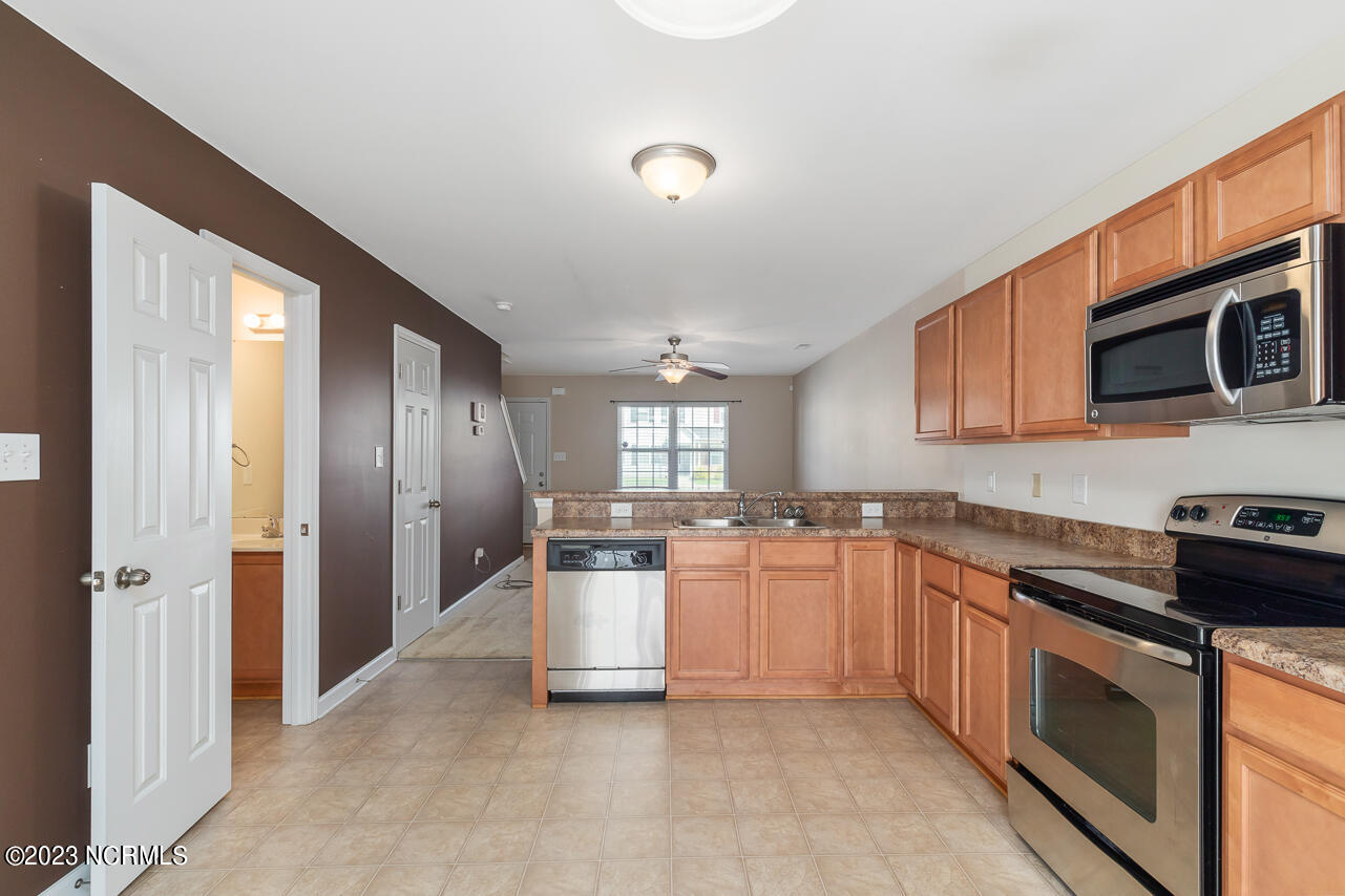 100555488 | Photo 12