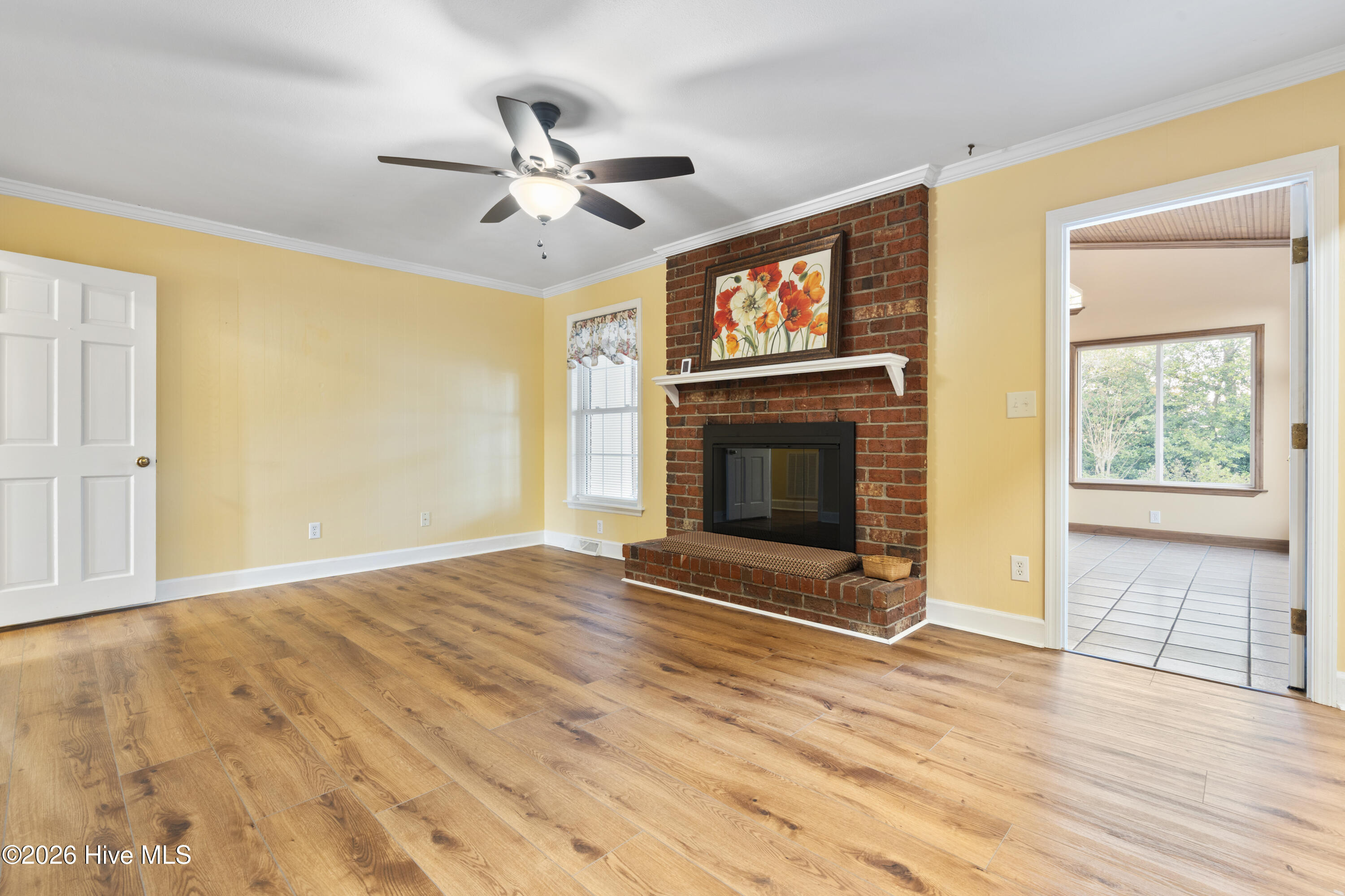 100549887 | Photo 41