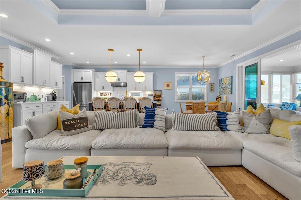 100562728 | Photo 17