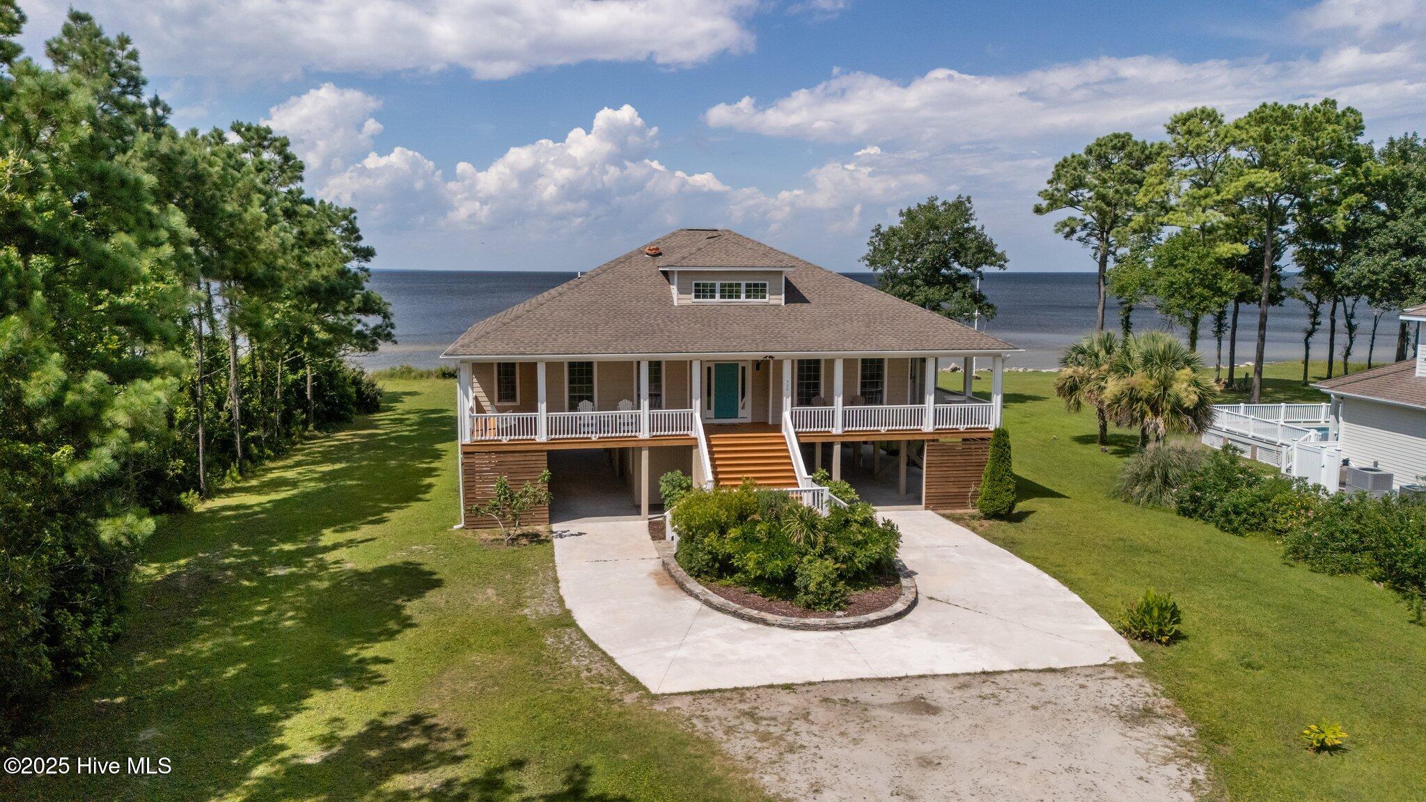 522 Sandy Point 