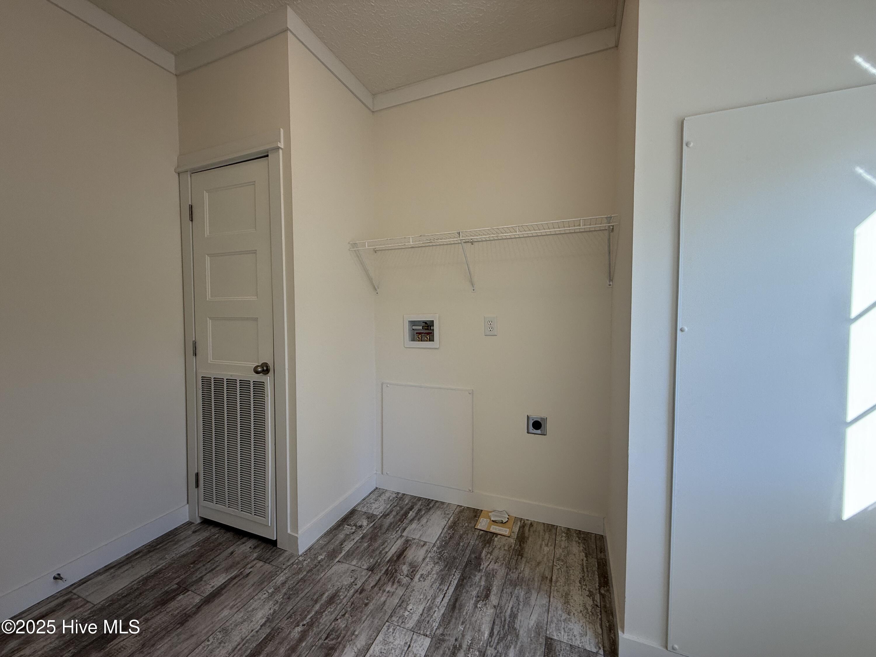 100482420 | Photo 12