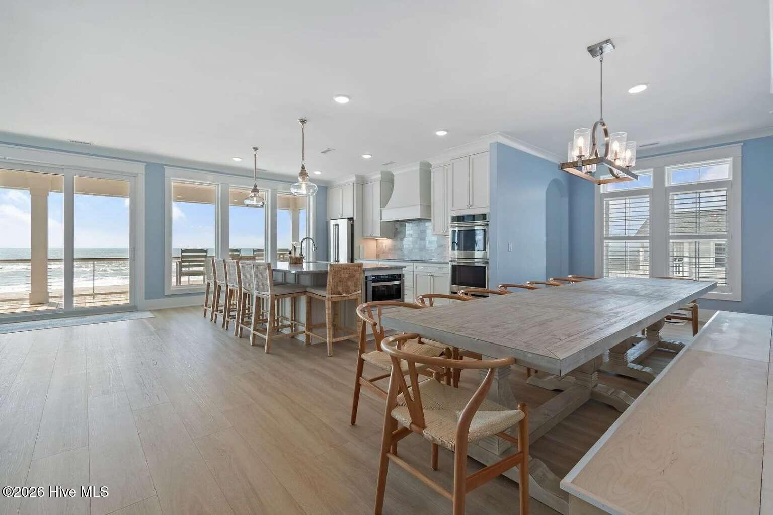 100551212 | Photo 26