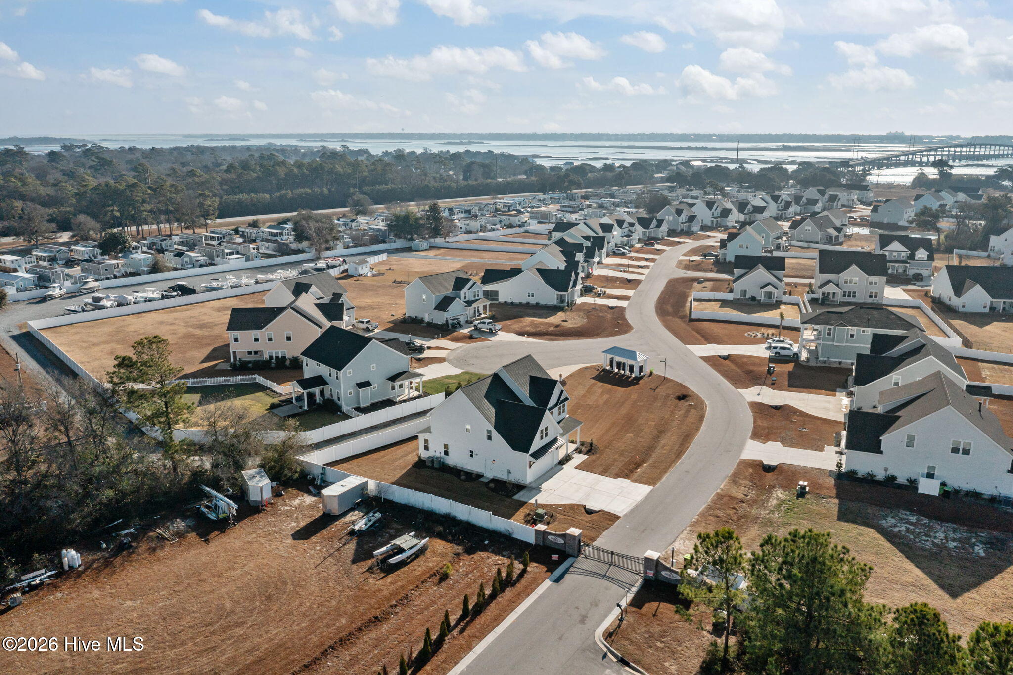 100543502 | Photo 61