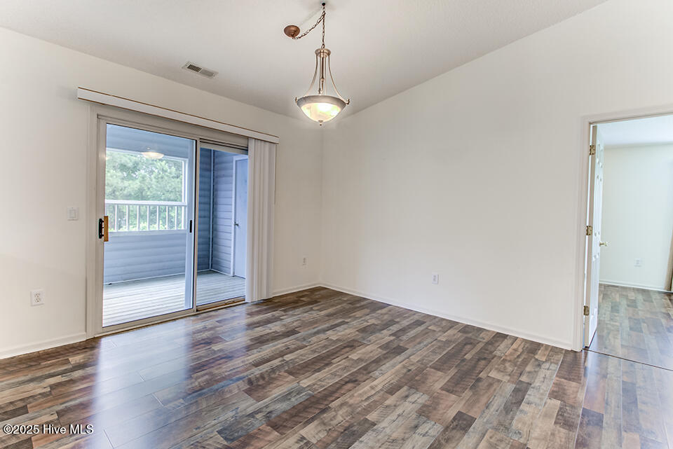 100539365 | Photo 10