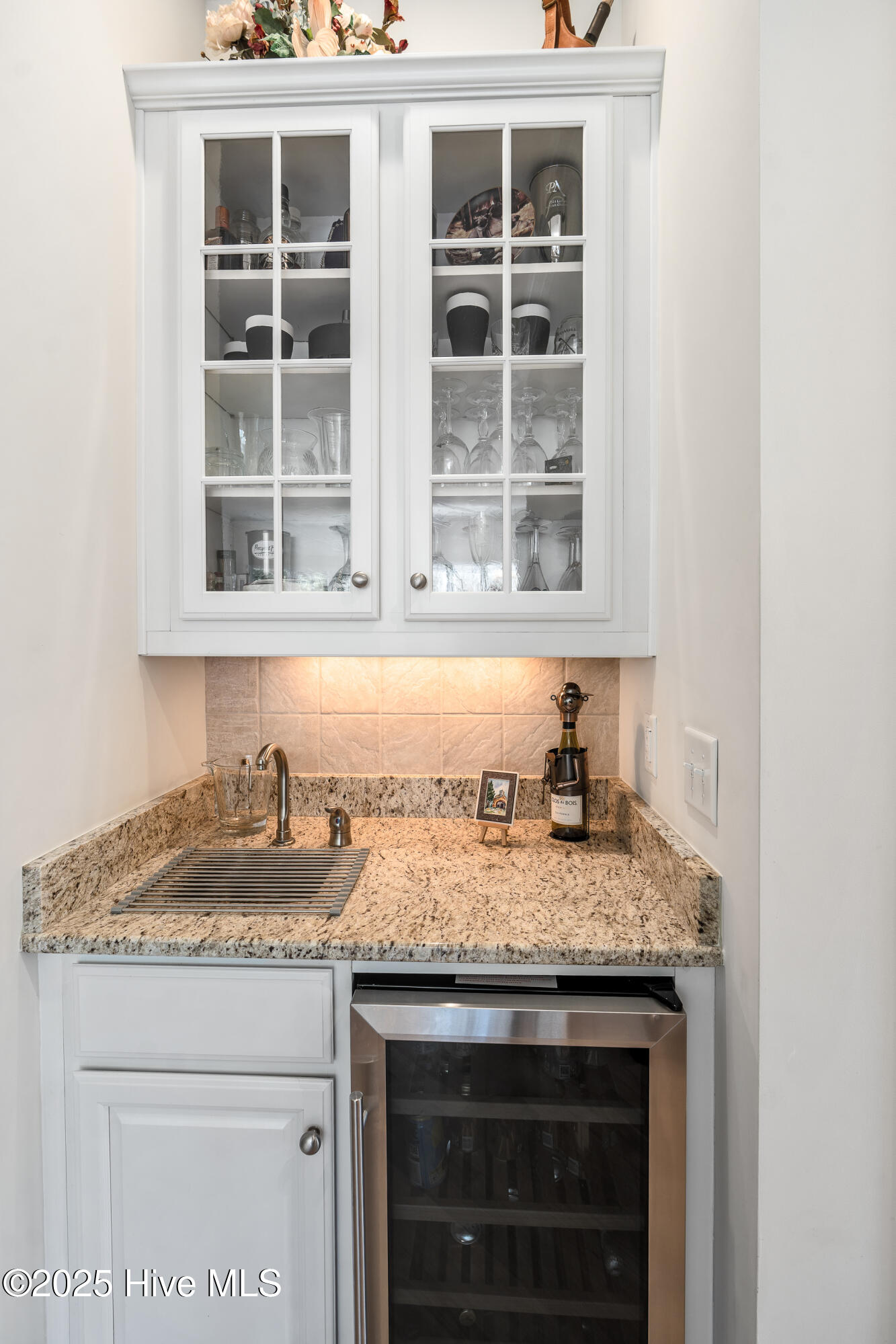 100529477 | Photo 14