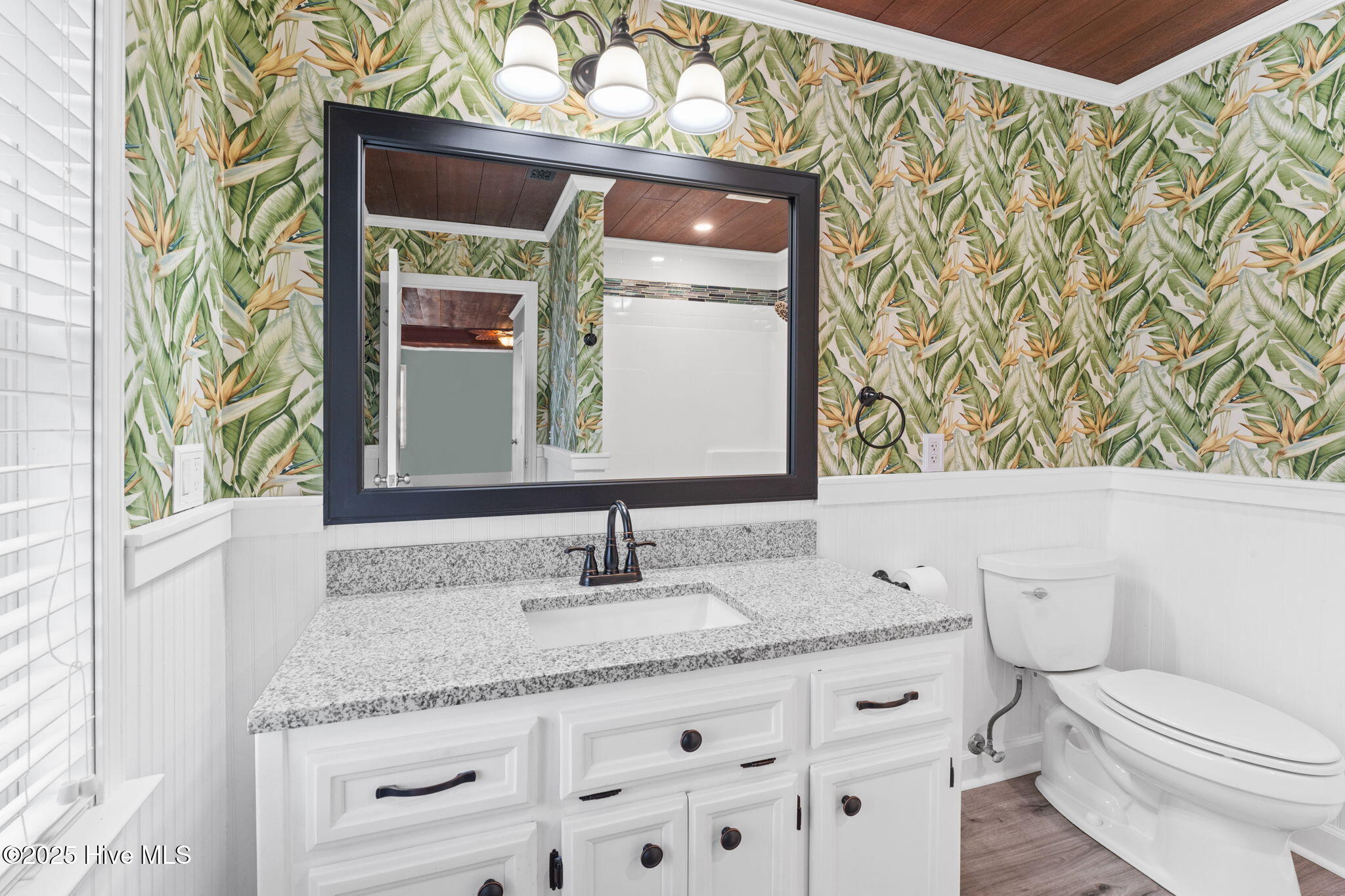 100544546 | Photo 30