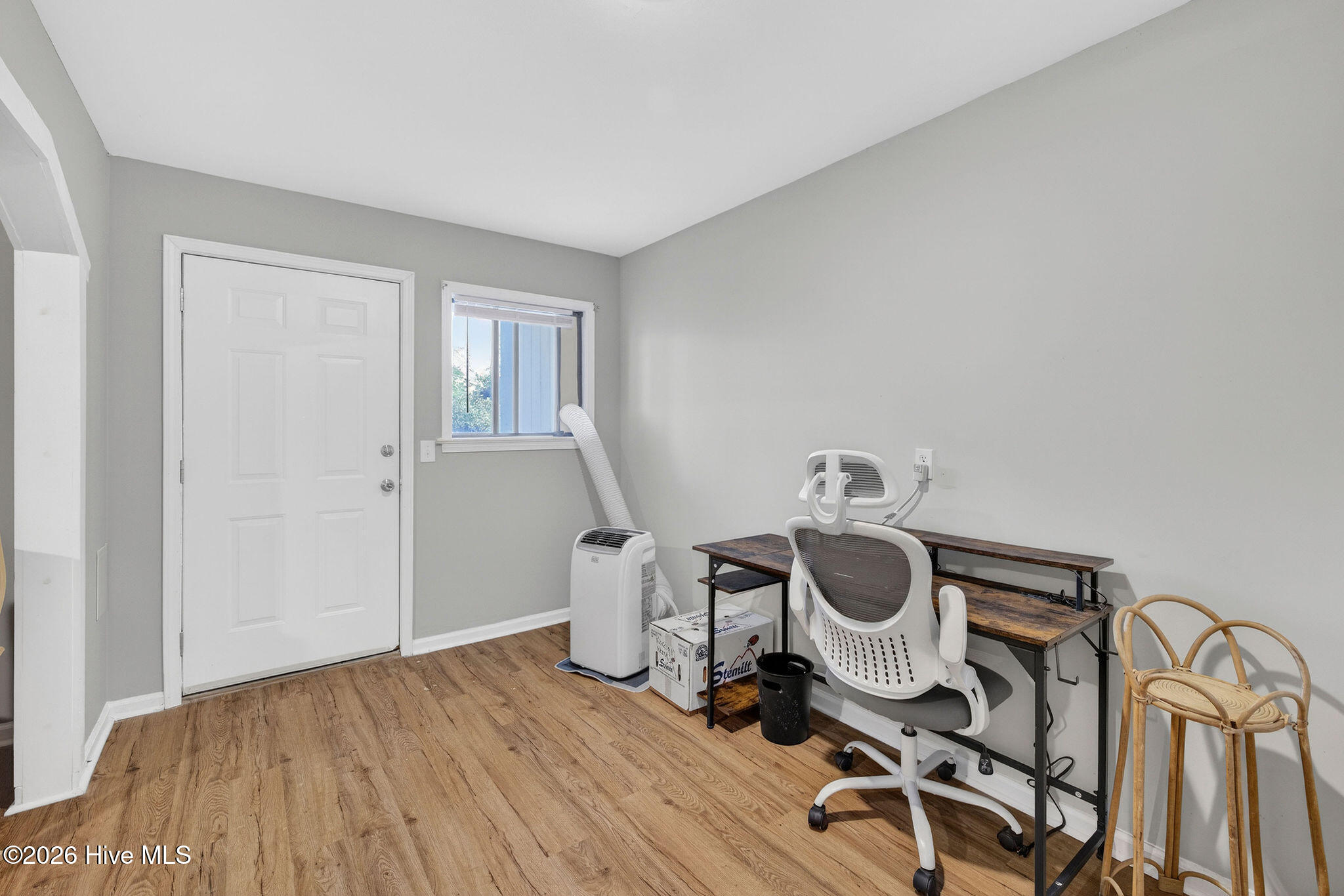 100555356 | Photo 35