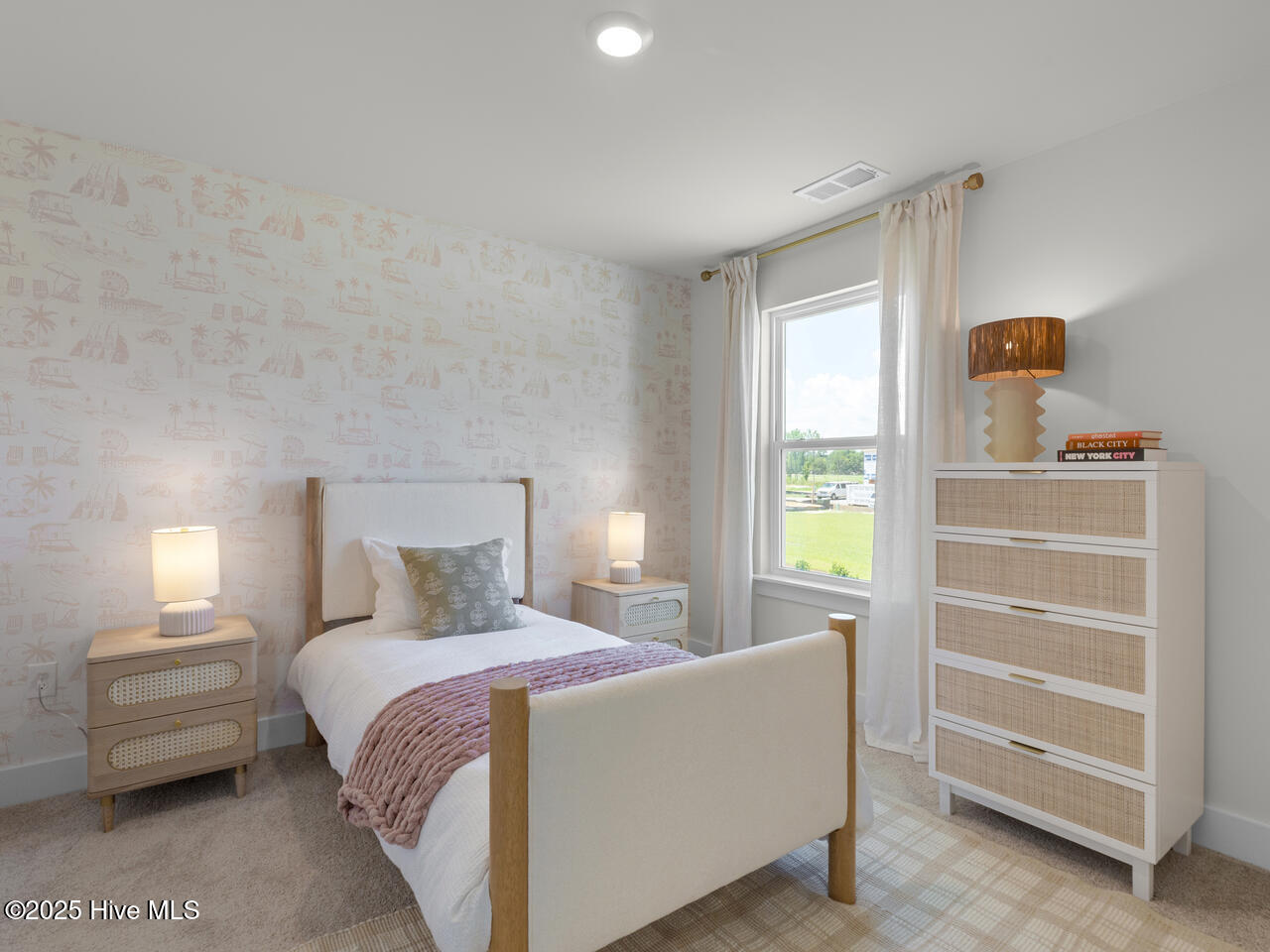 100556903 | Photo 39