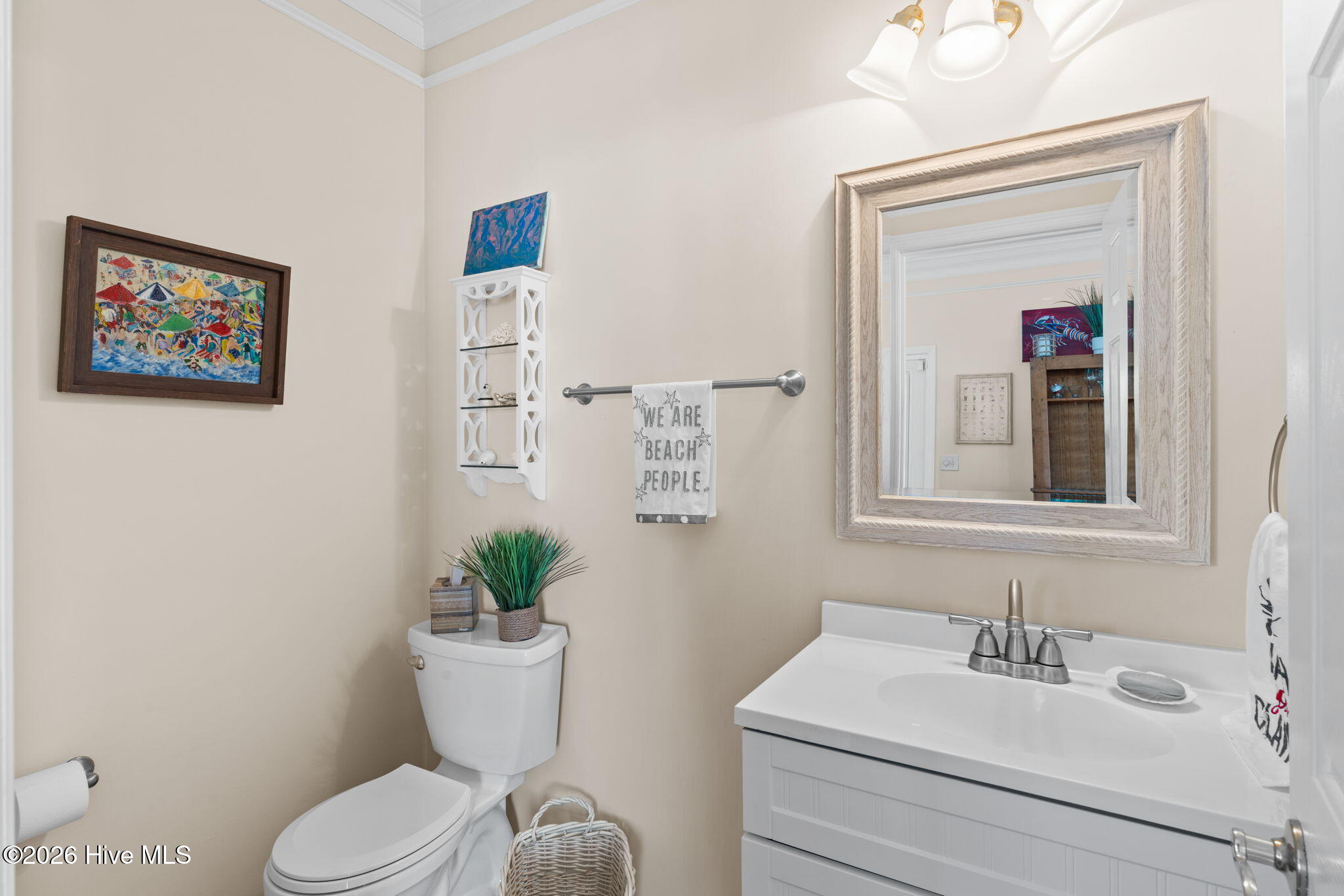 100561633 | Photo 22