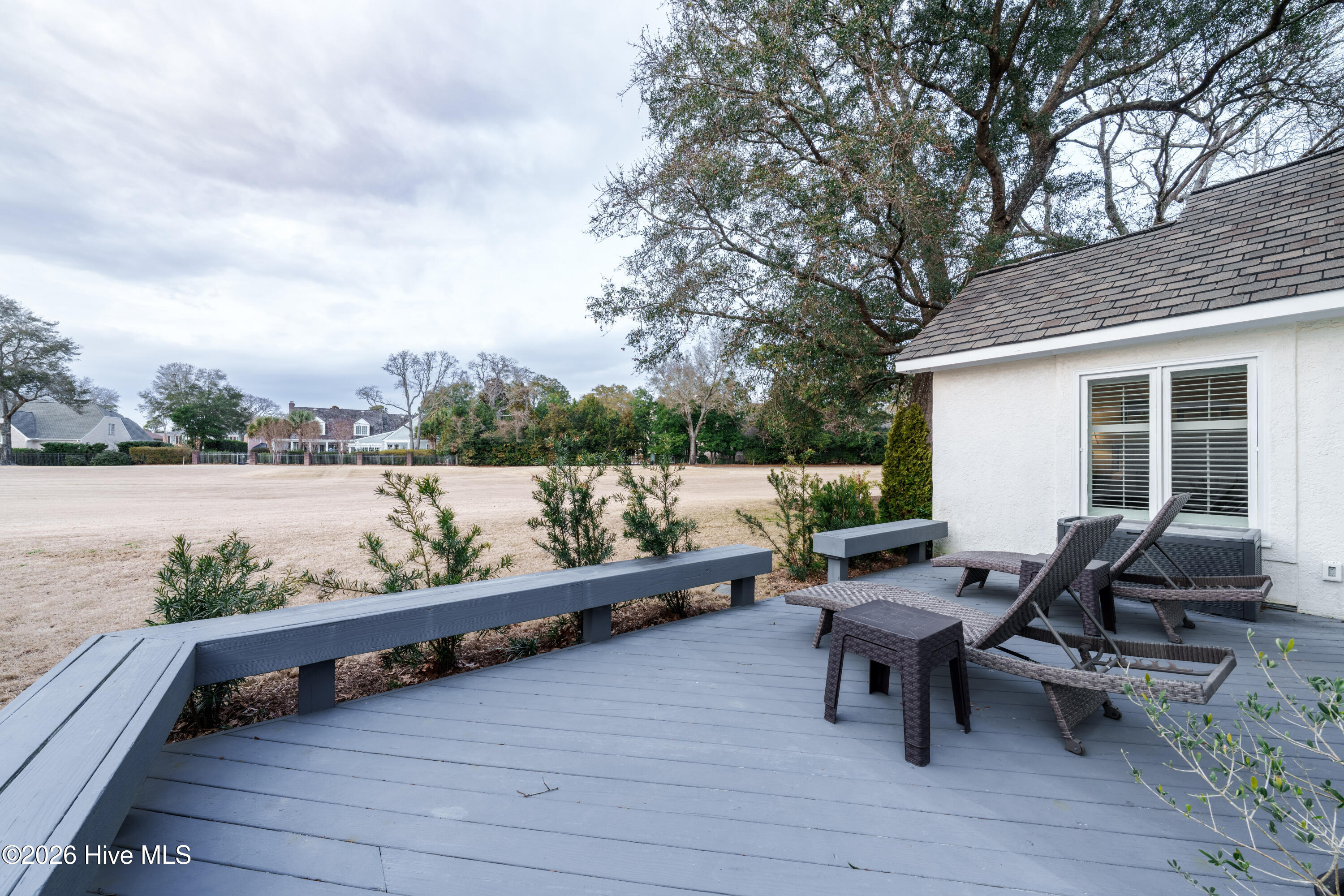 100553982 | Photo 43