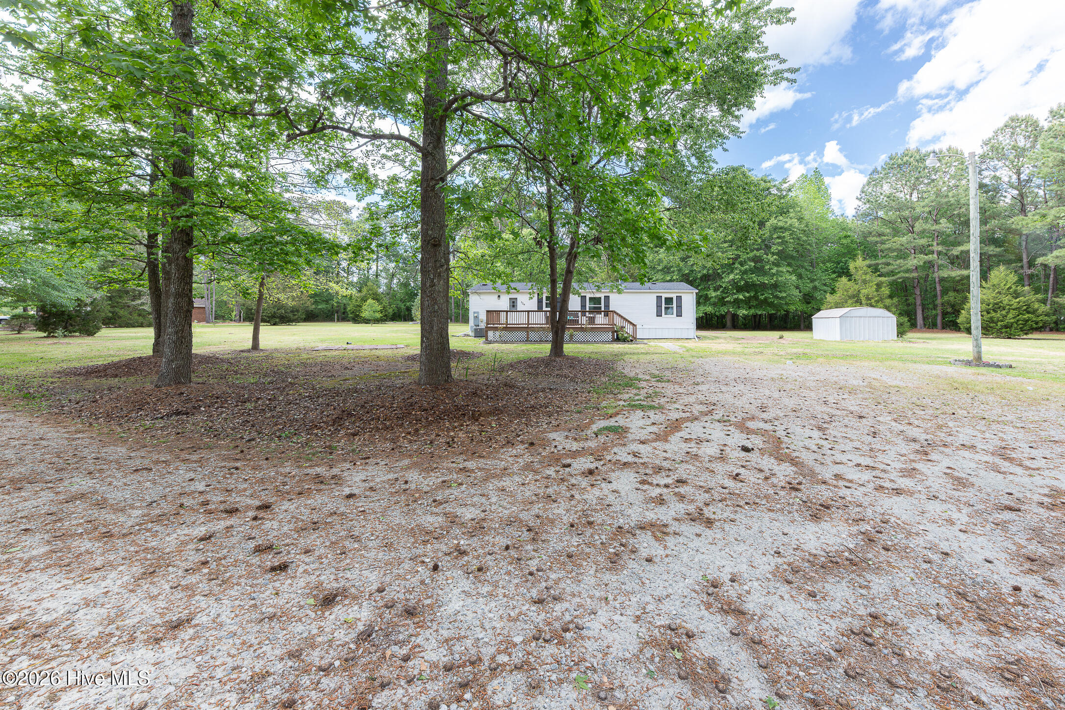 100570278 | Photo 46