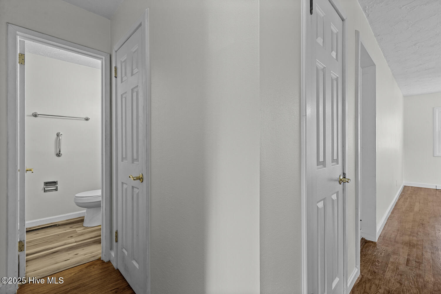 100531515 | Photo 12