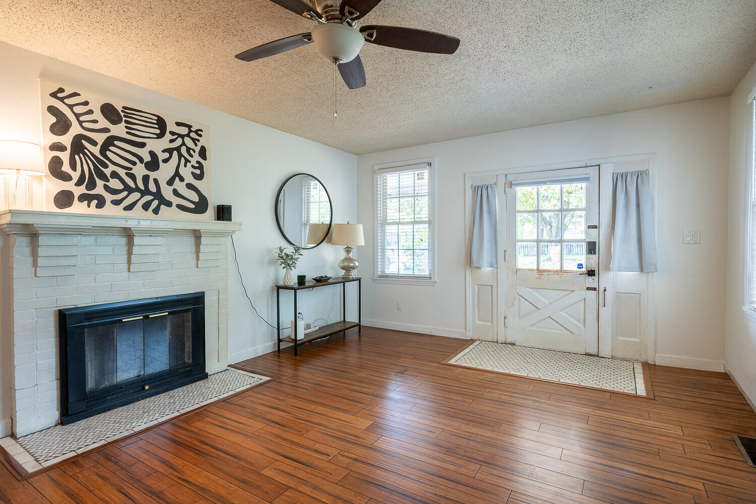 1752 Kissingbower-MLS-4