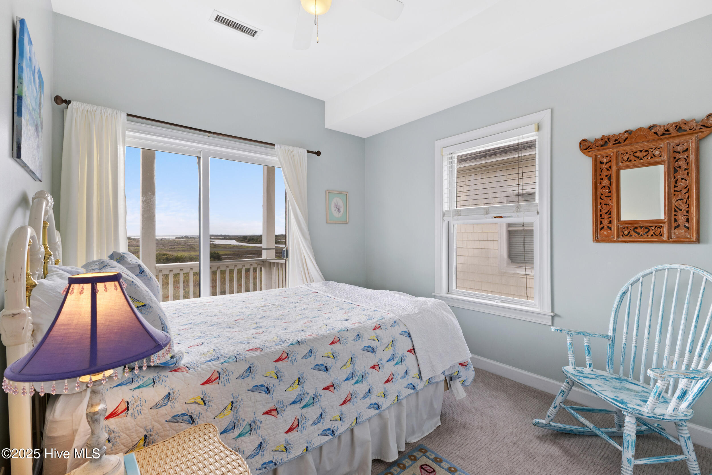 100534719 | Photo 34