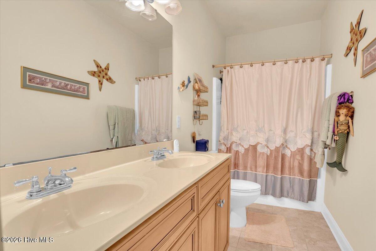 100548229 | Photo 17