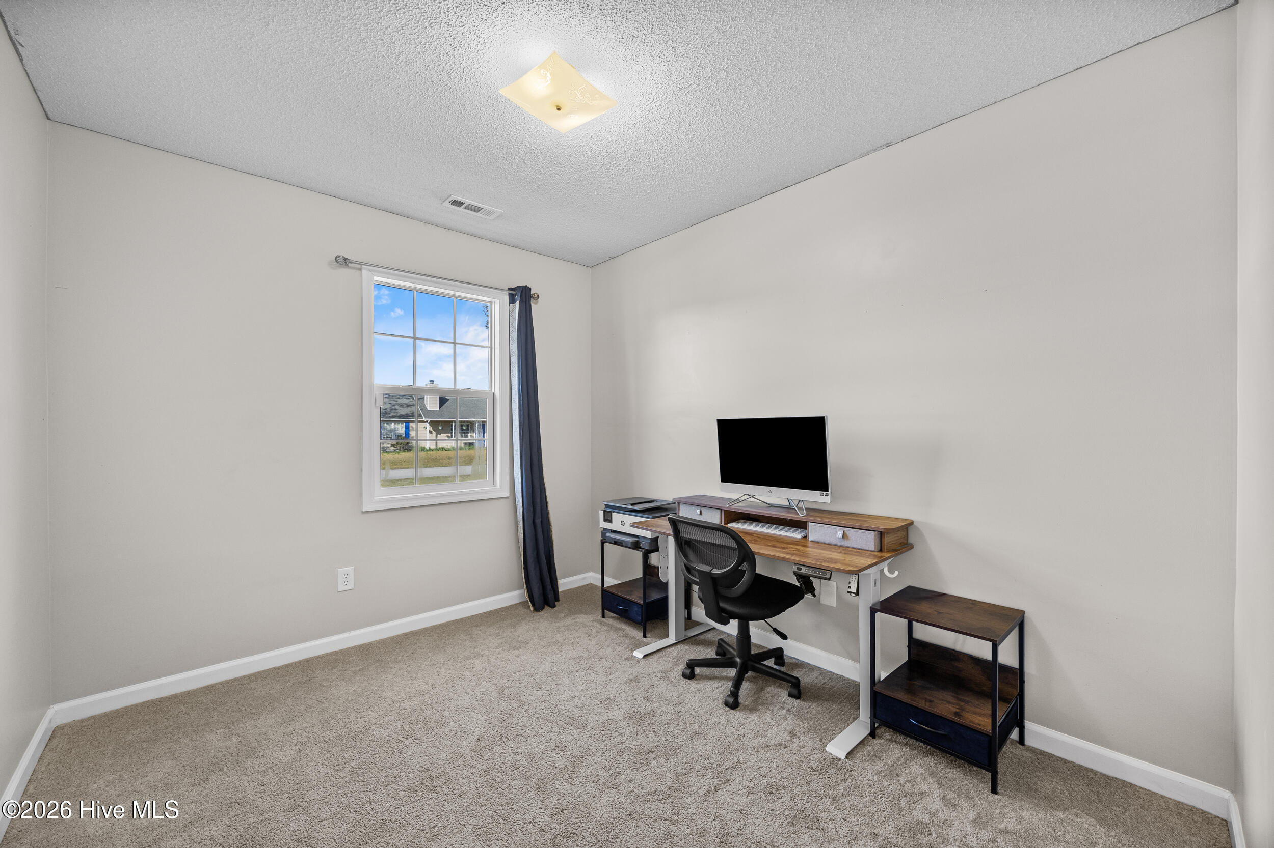 100566021 | Photo 17