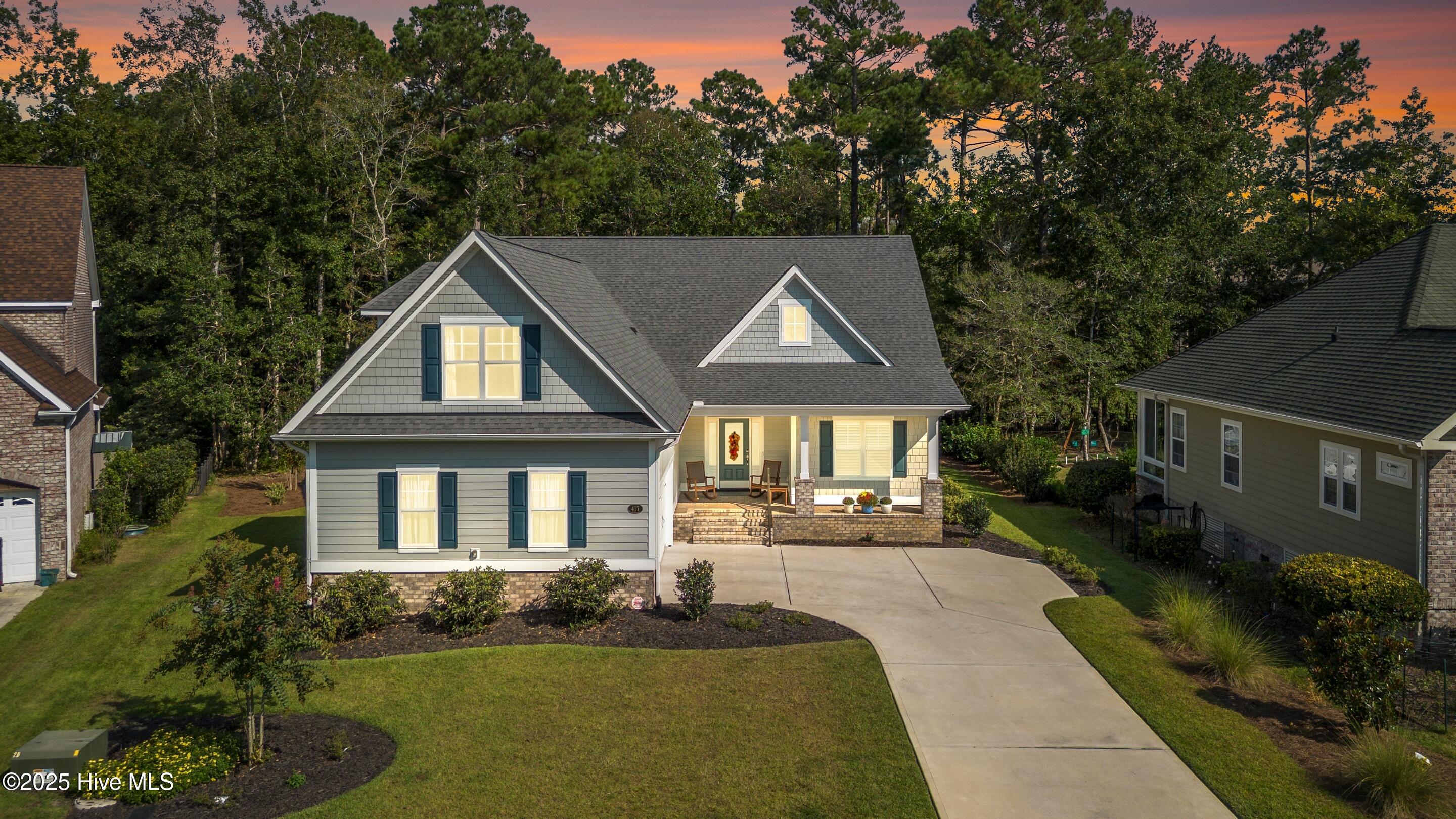 100558361 | Photo 107