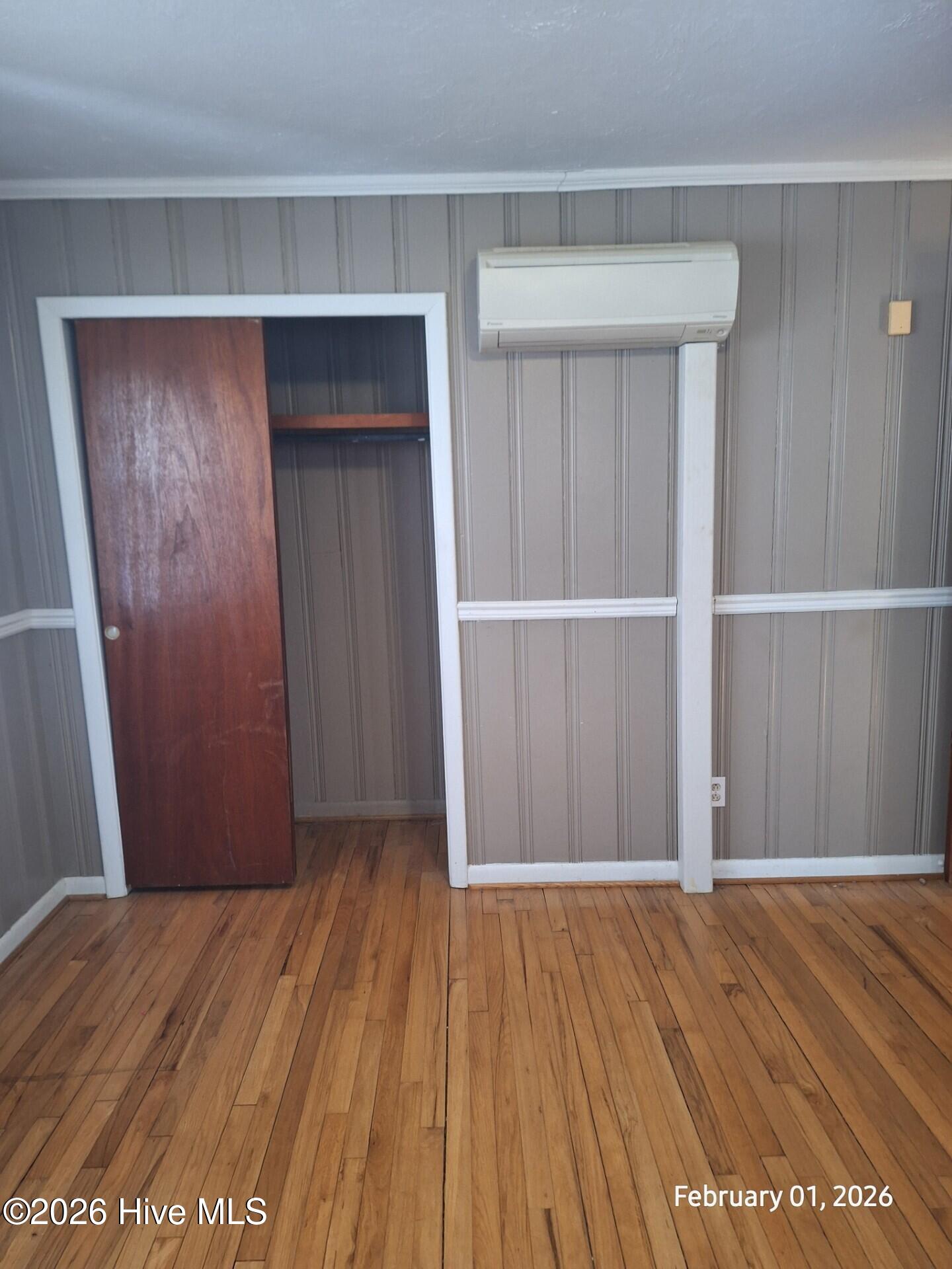 100469709 | Photo 15