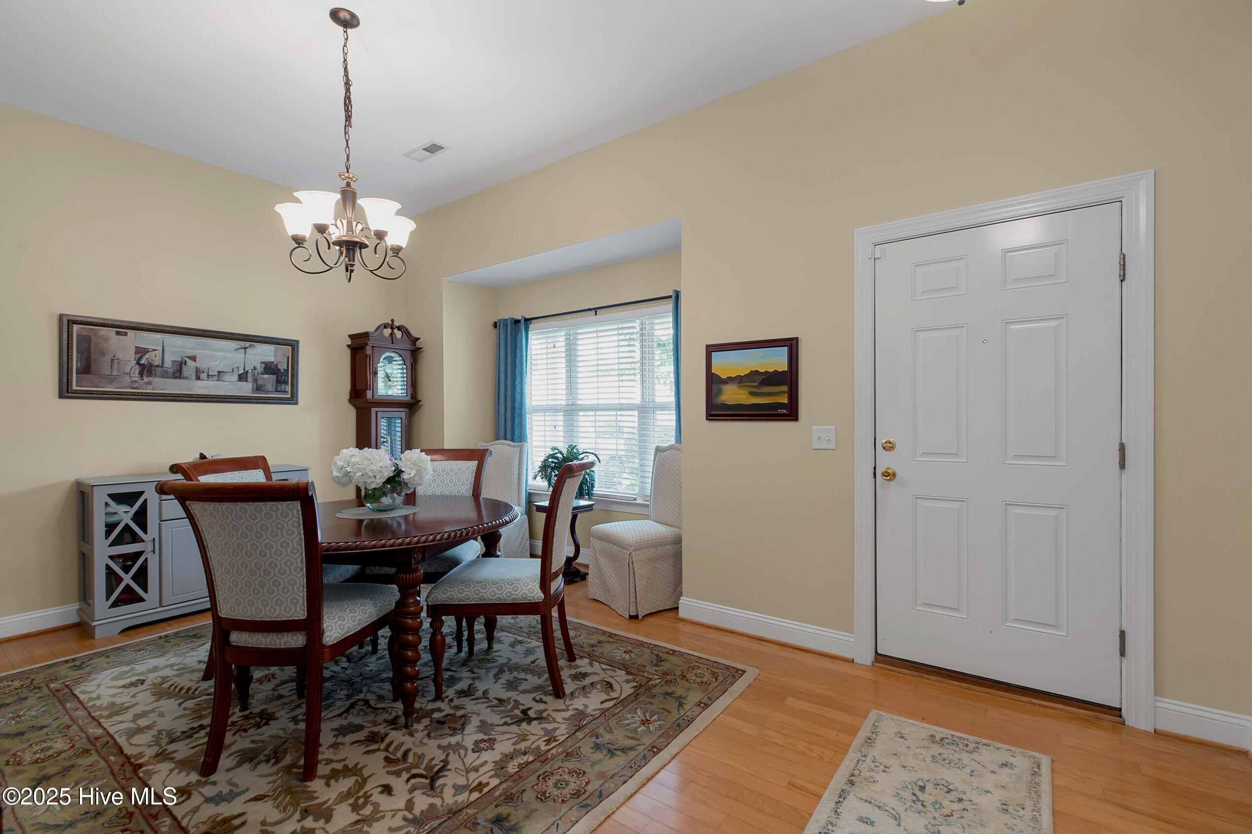 RoundingBend4024-3foyShaneL33A1407-CR2