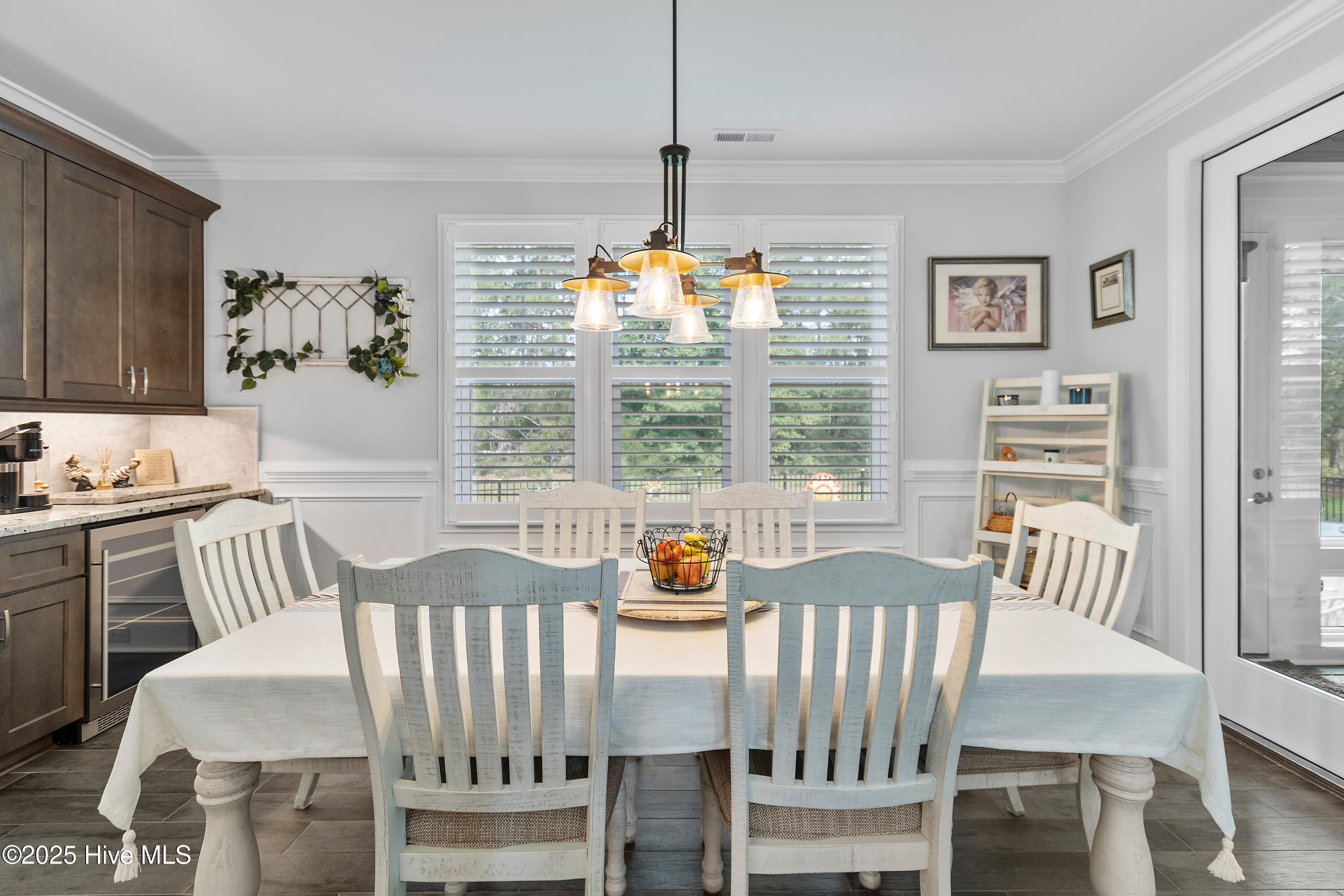 100518411 | Photo 10