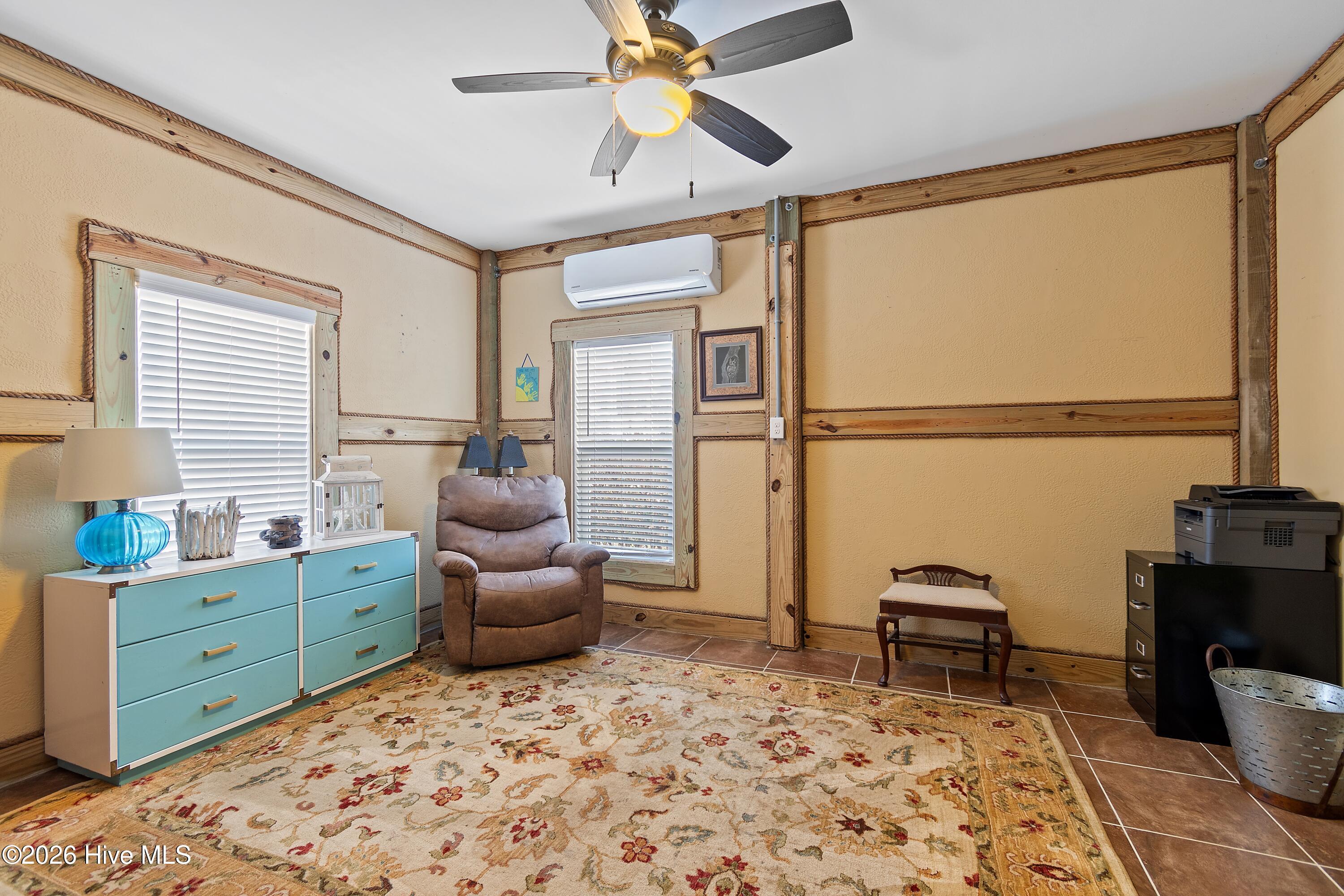 100558702 | Photo 64