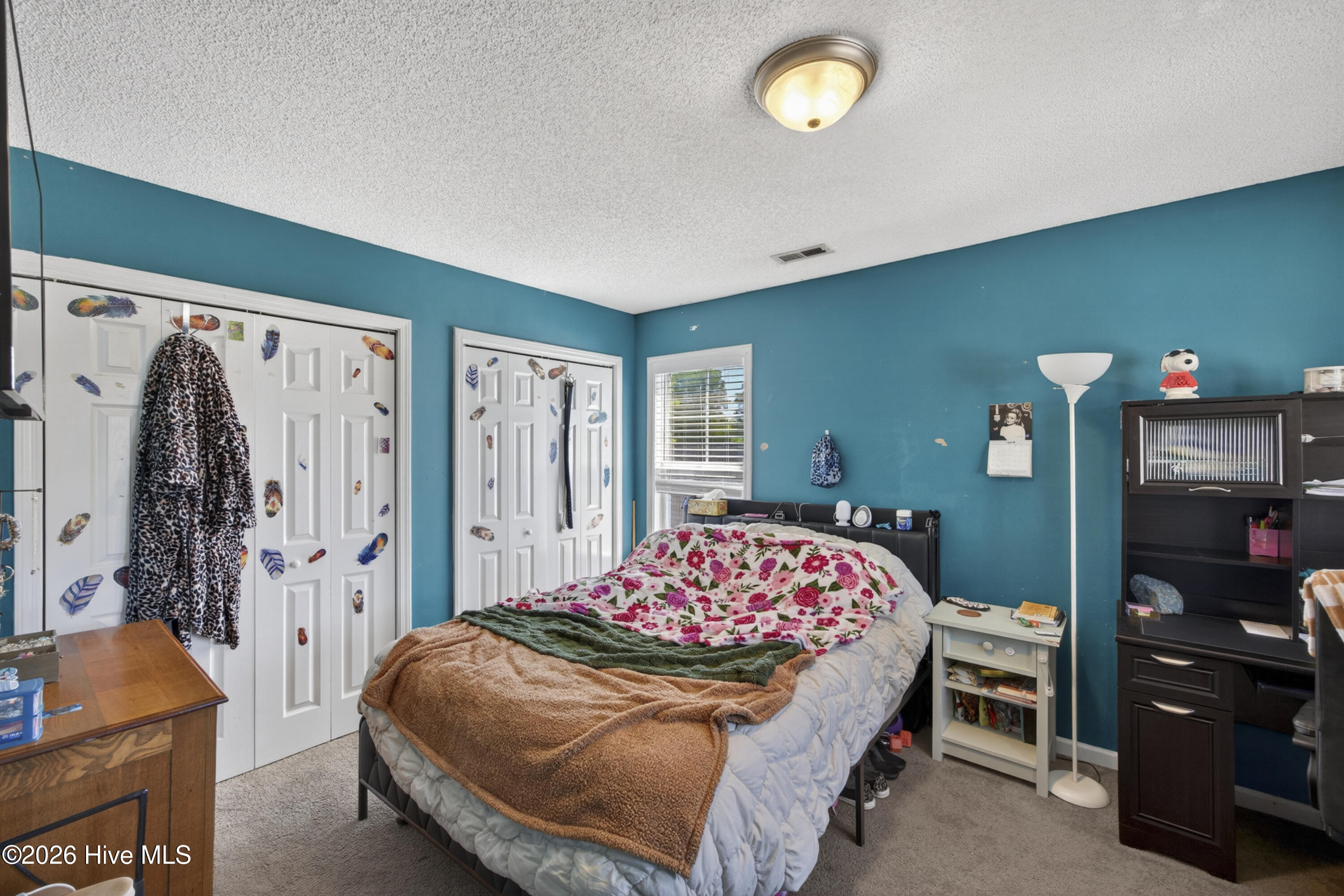 100567441 | Photo 40