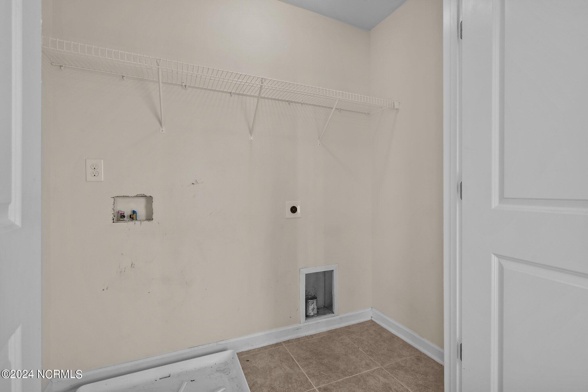 100544089 | Photo 24