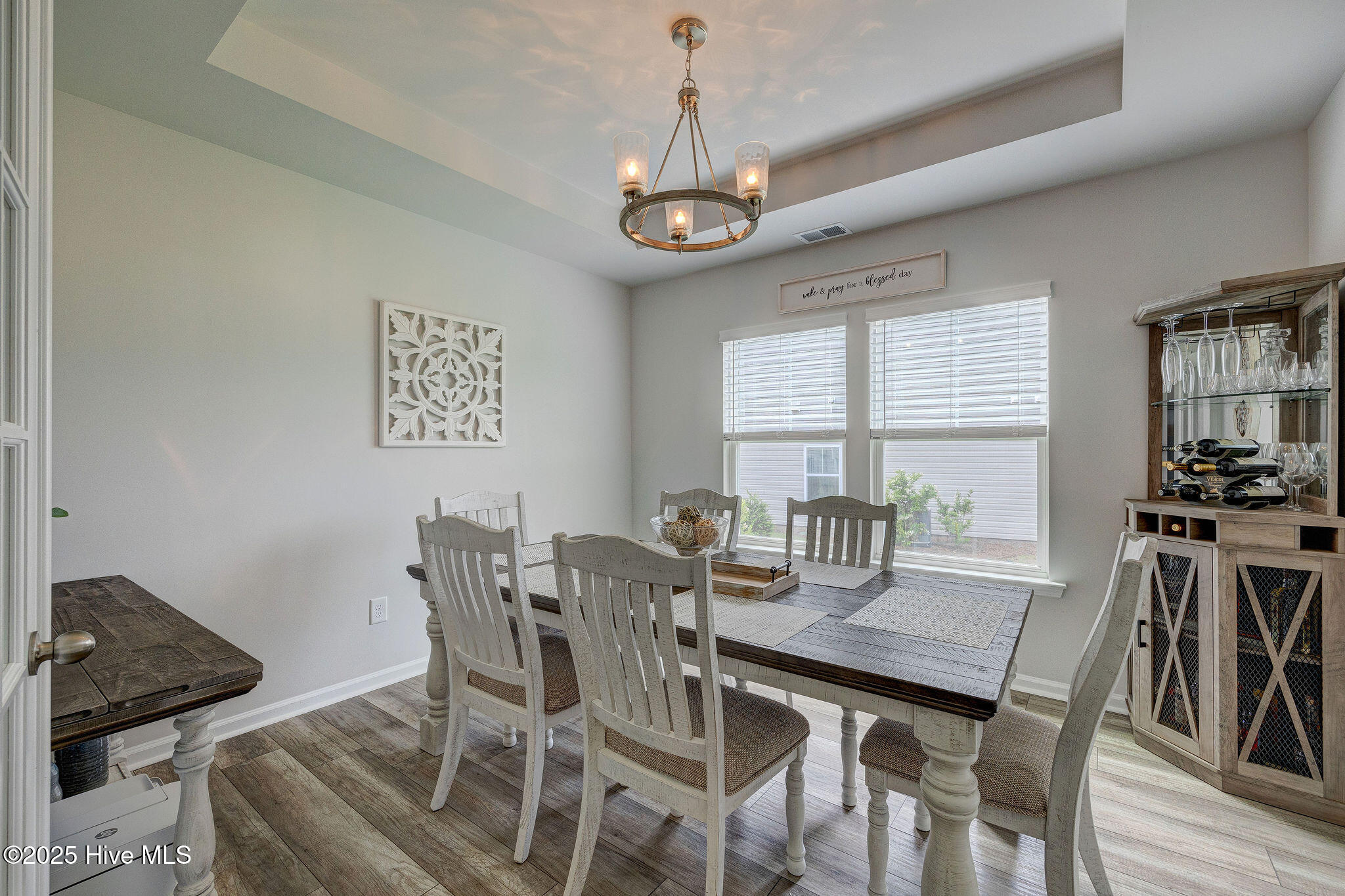 100506096 | Photo 22