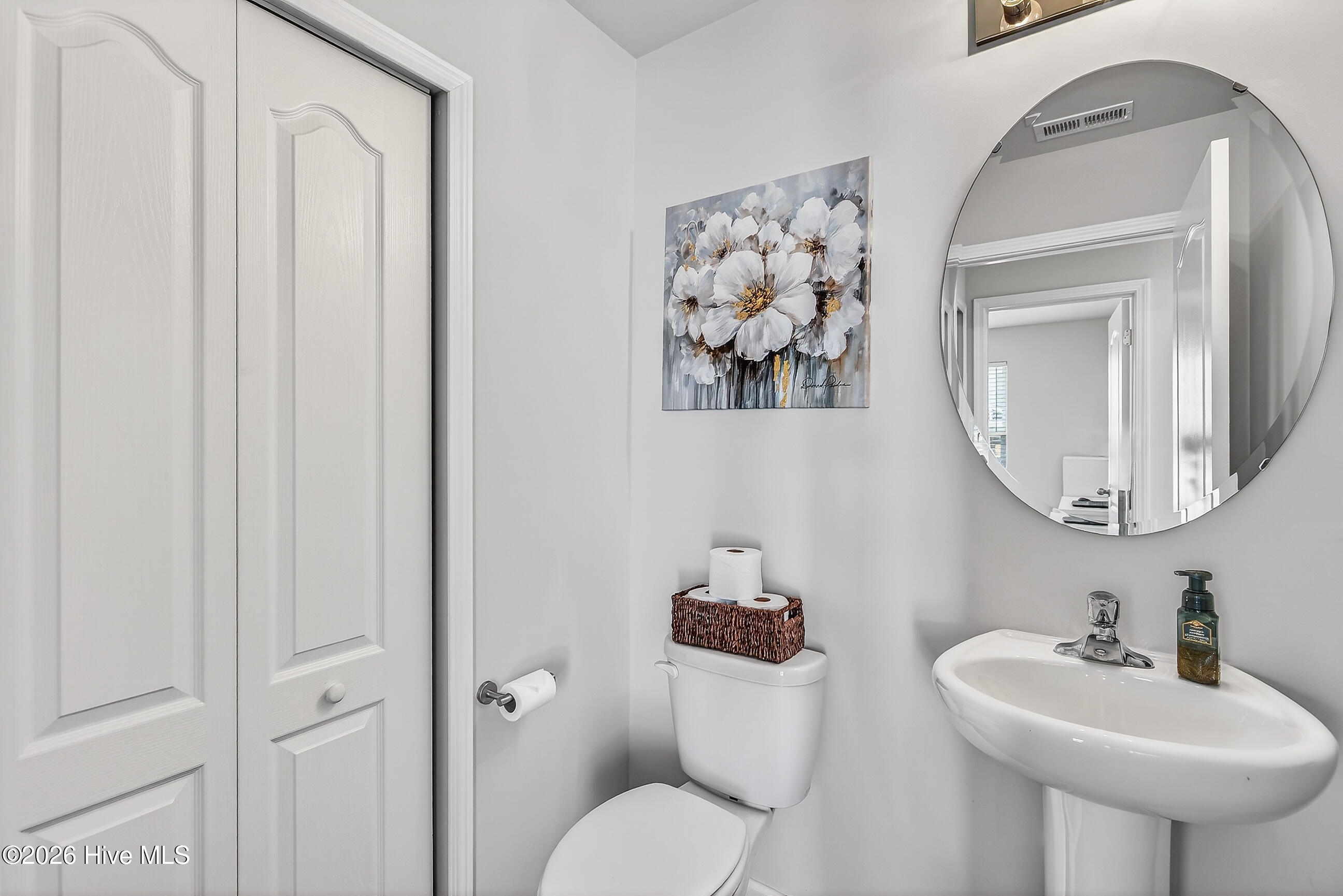 100555689 | Photo 18