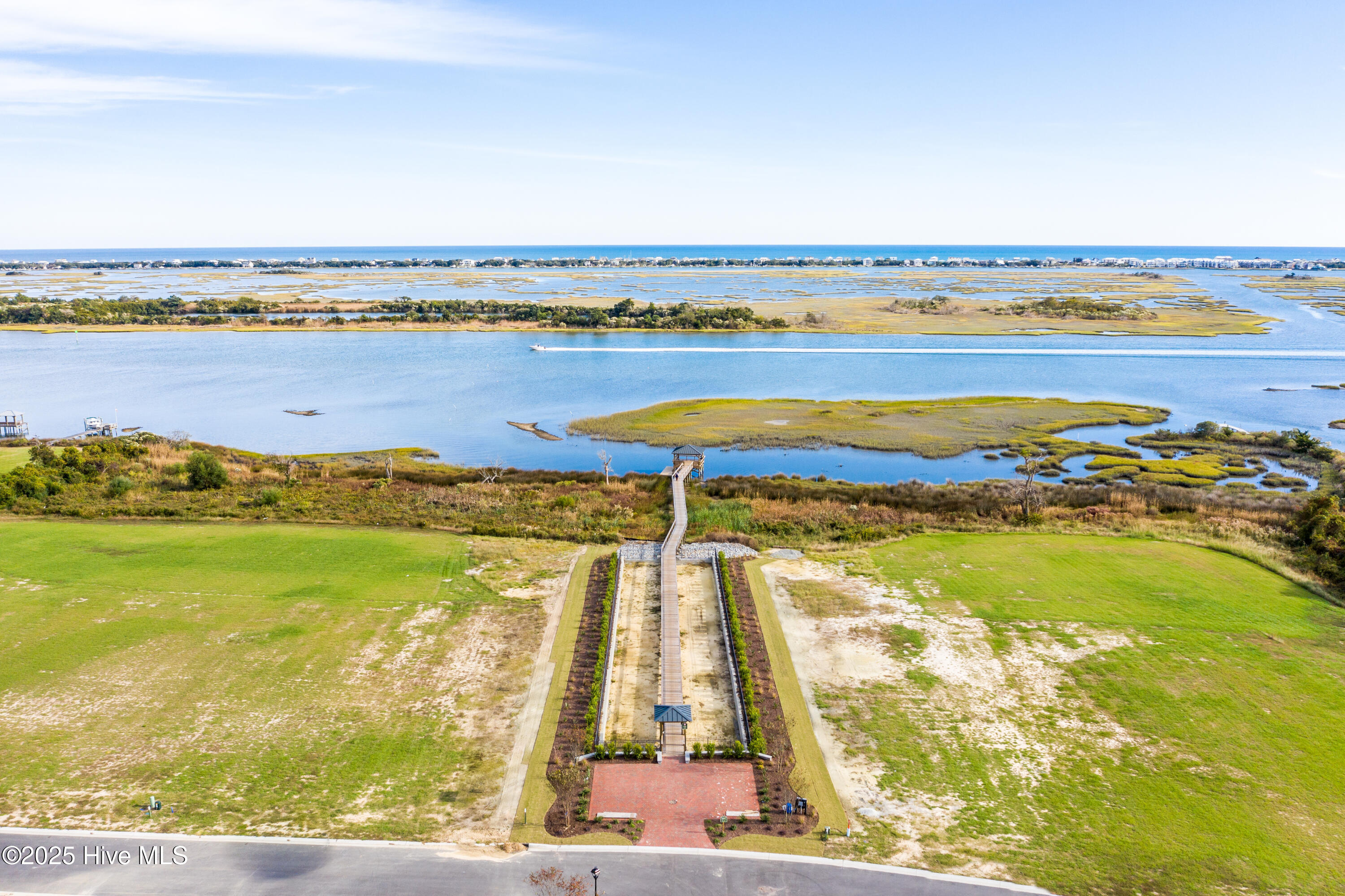 100539864 | Photo 39