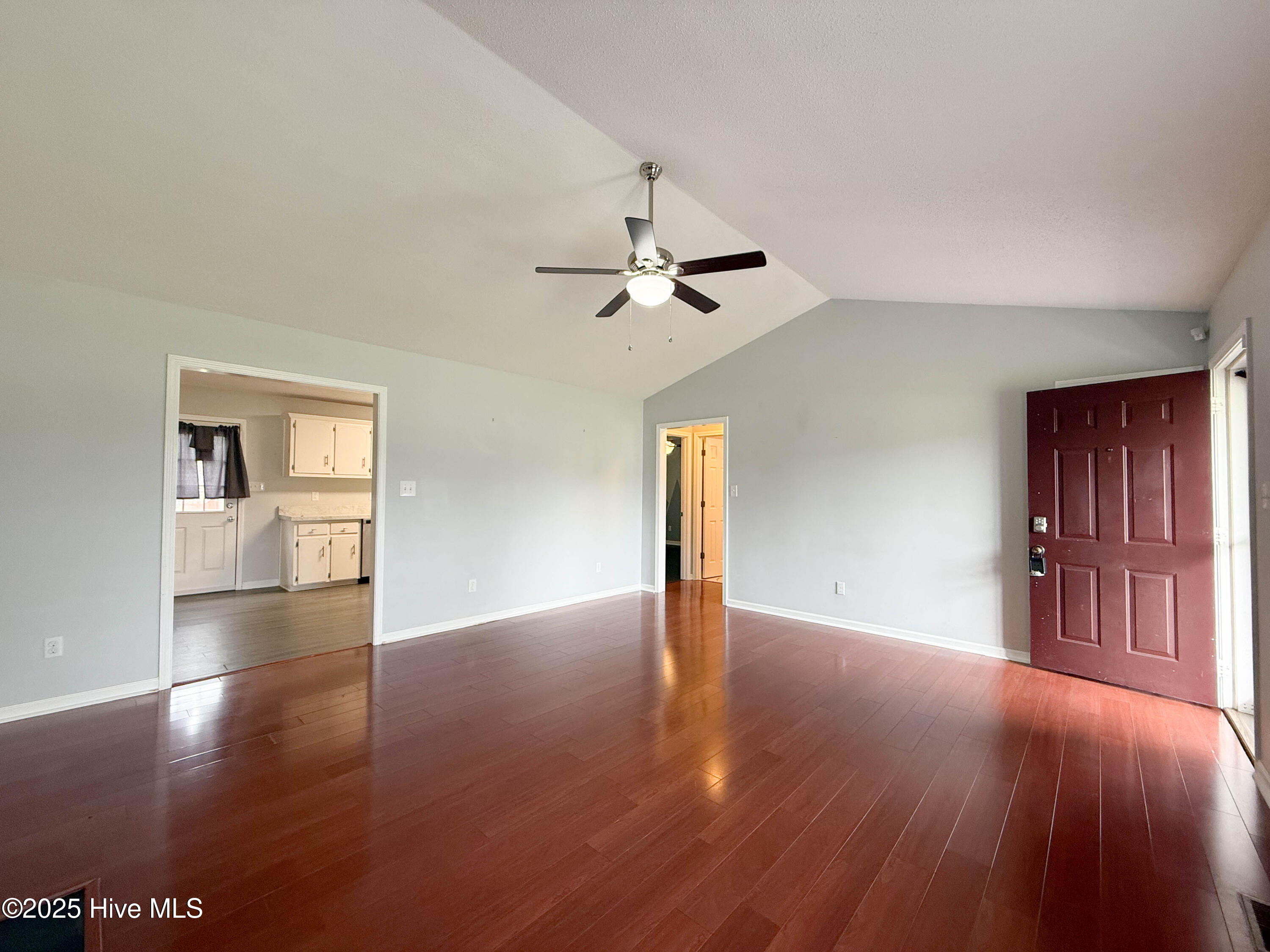 125 Kanton Drive, Jacksonville, NC 28540 – photo 7: Photo Sep 08 2025, 11 57 02 AM