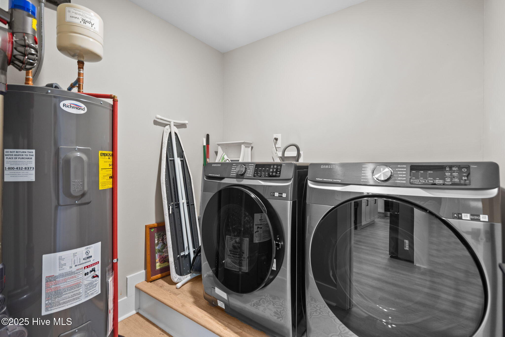 100538027 | Photo 26