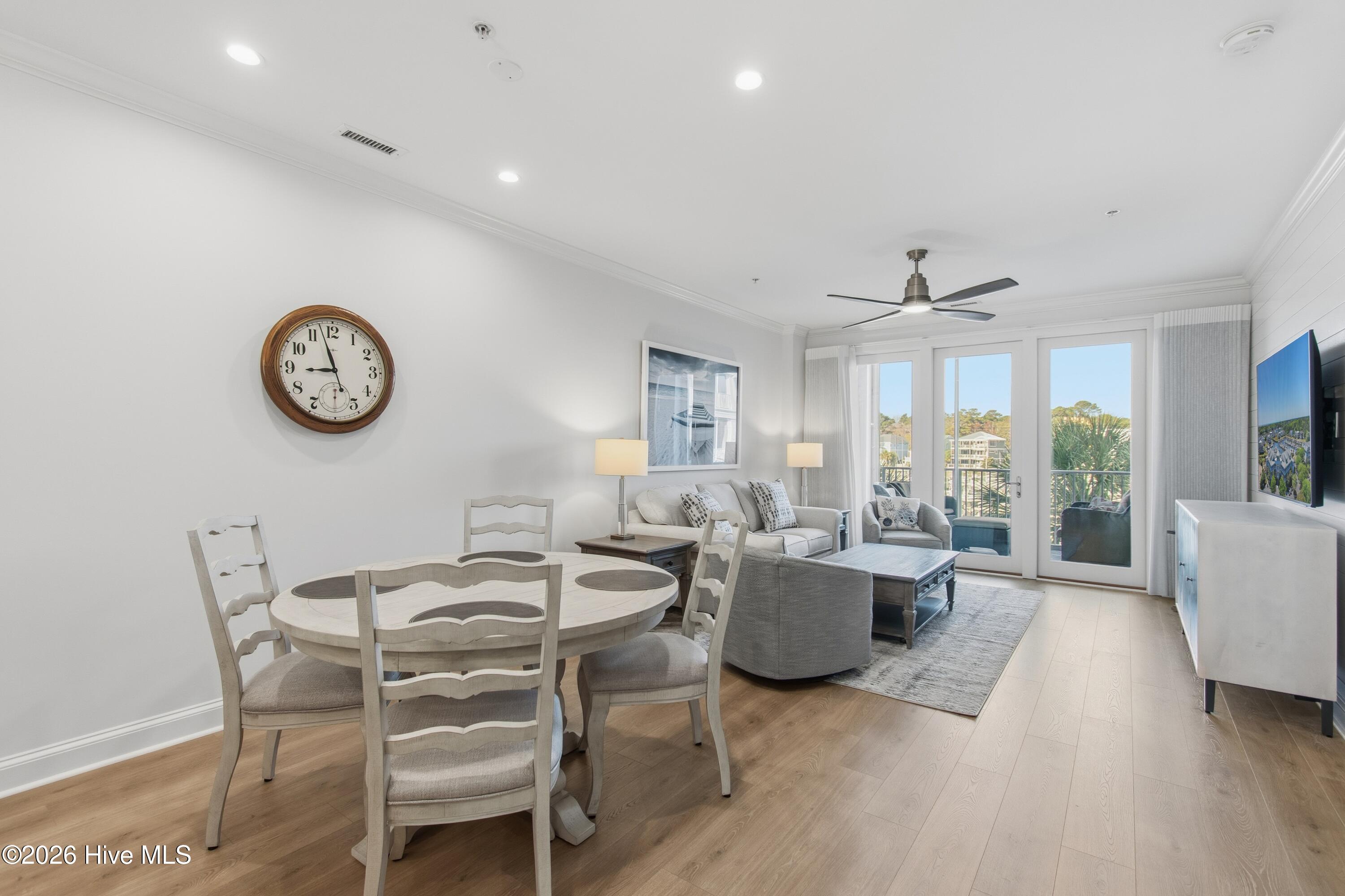 100551357 | Photo 13