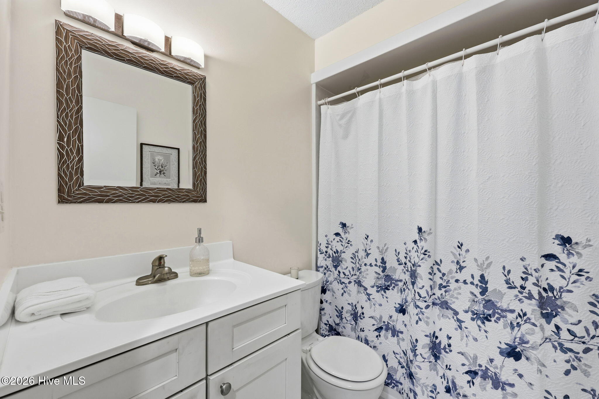 216 Lord Granville Drive,Morehead City