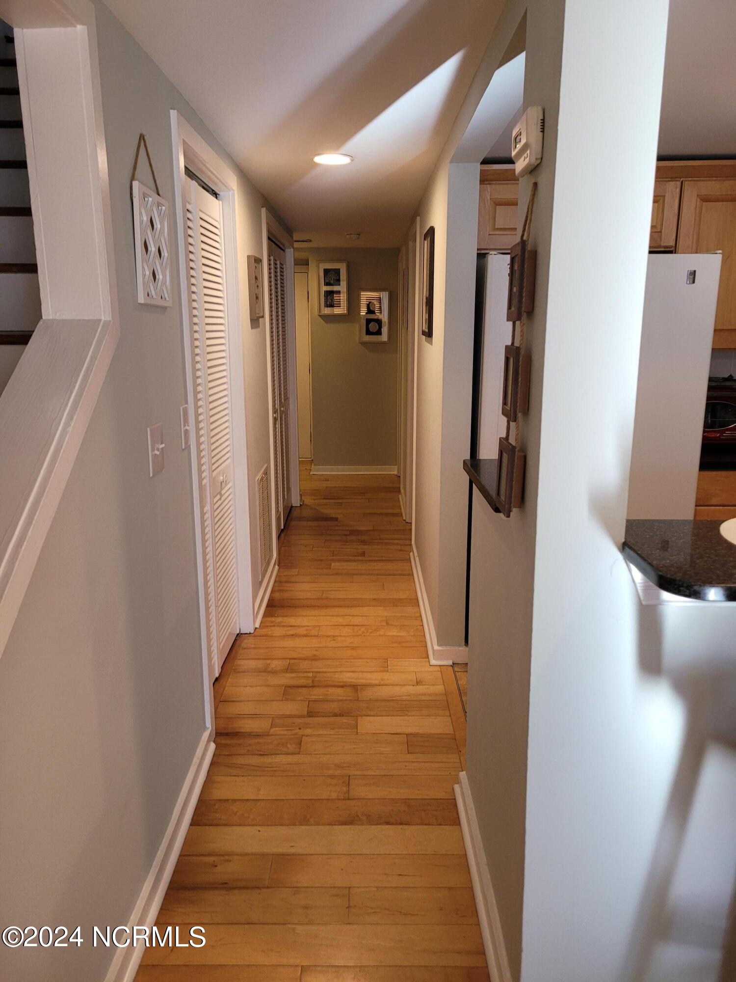 100565736 | Photo 21