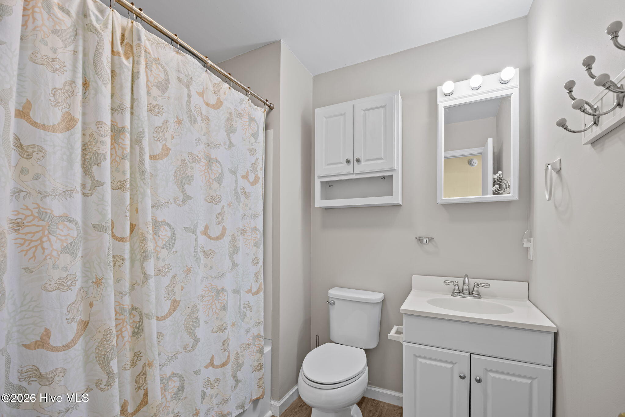 100559652 | Photo 43