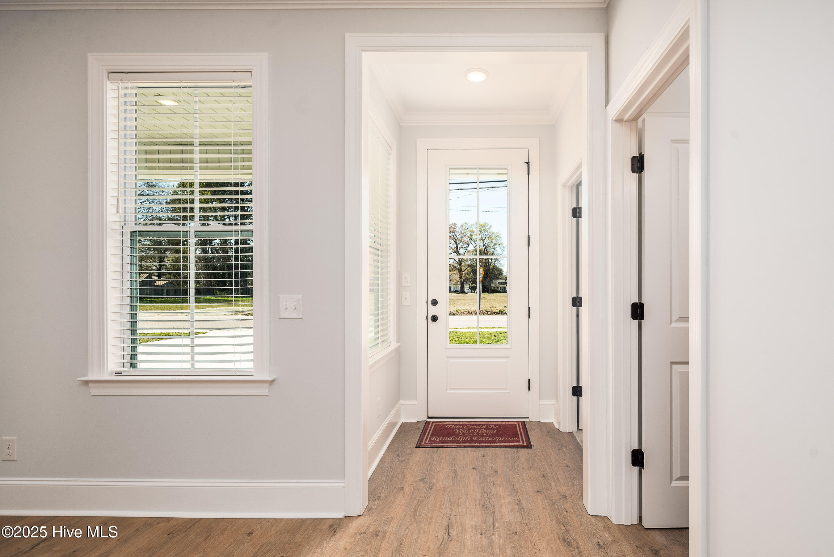 20250426 MLS D_Randolph 3842 W Wilson St