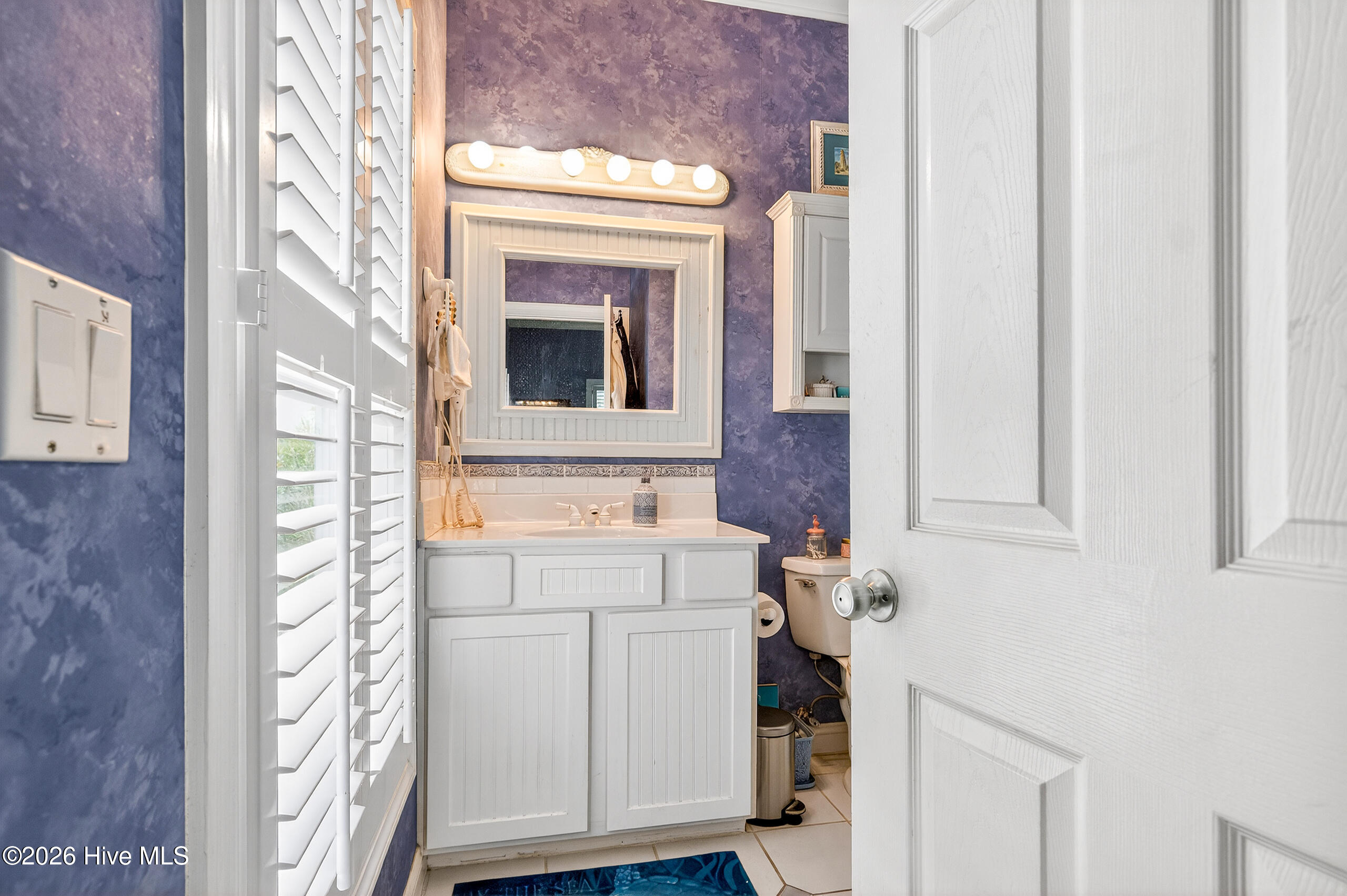 100556296 | Photo 36