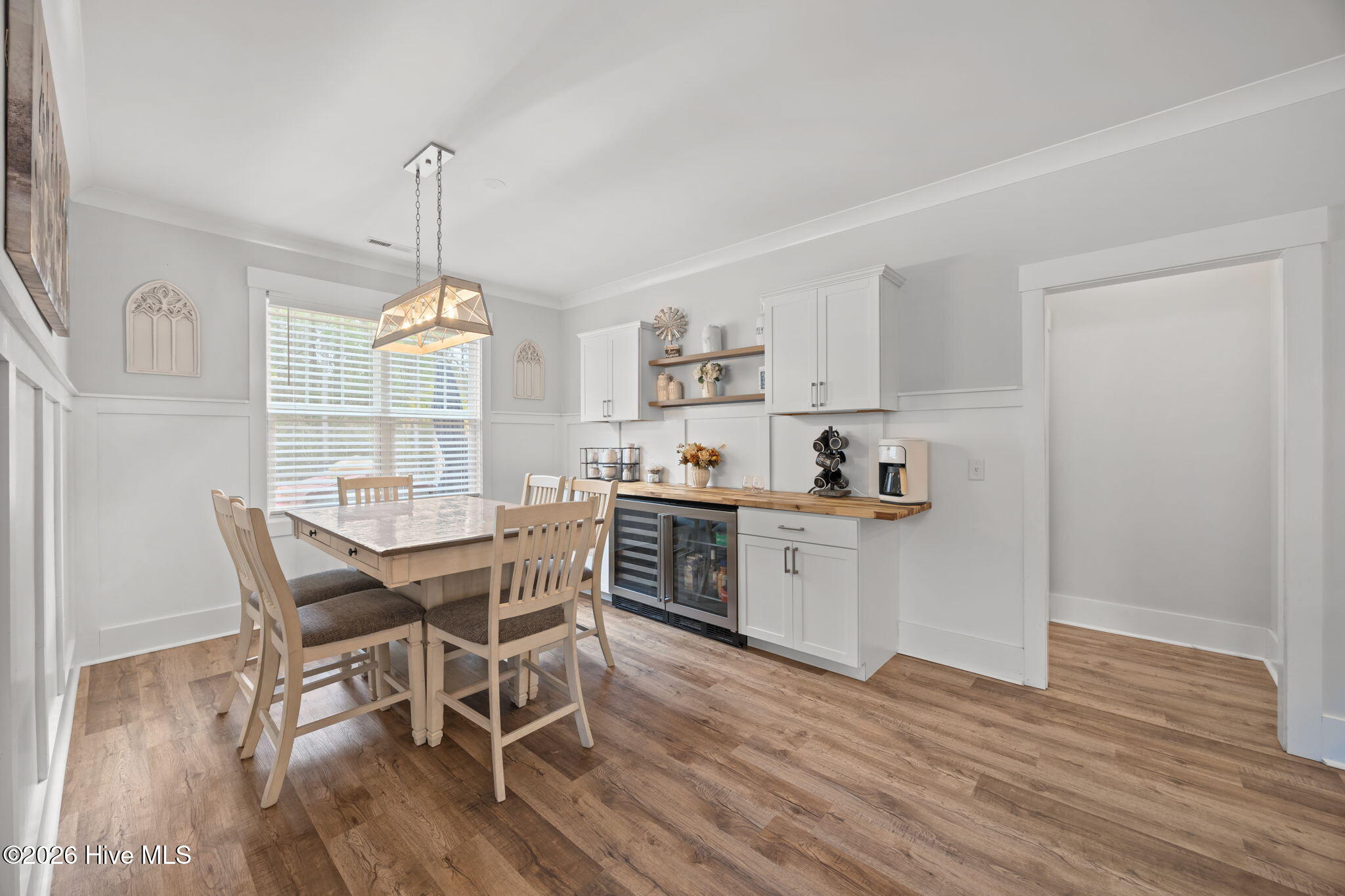 100556932 | Photo 18