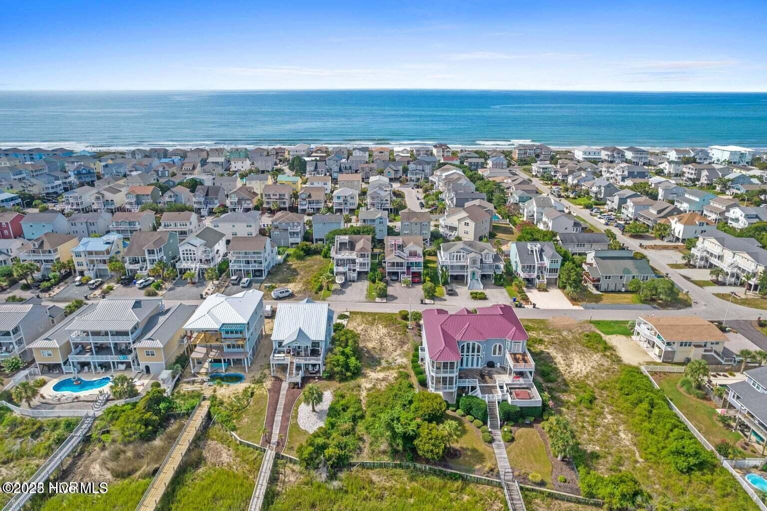 100533985 | Photo 14