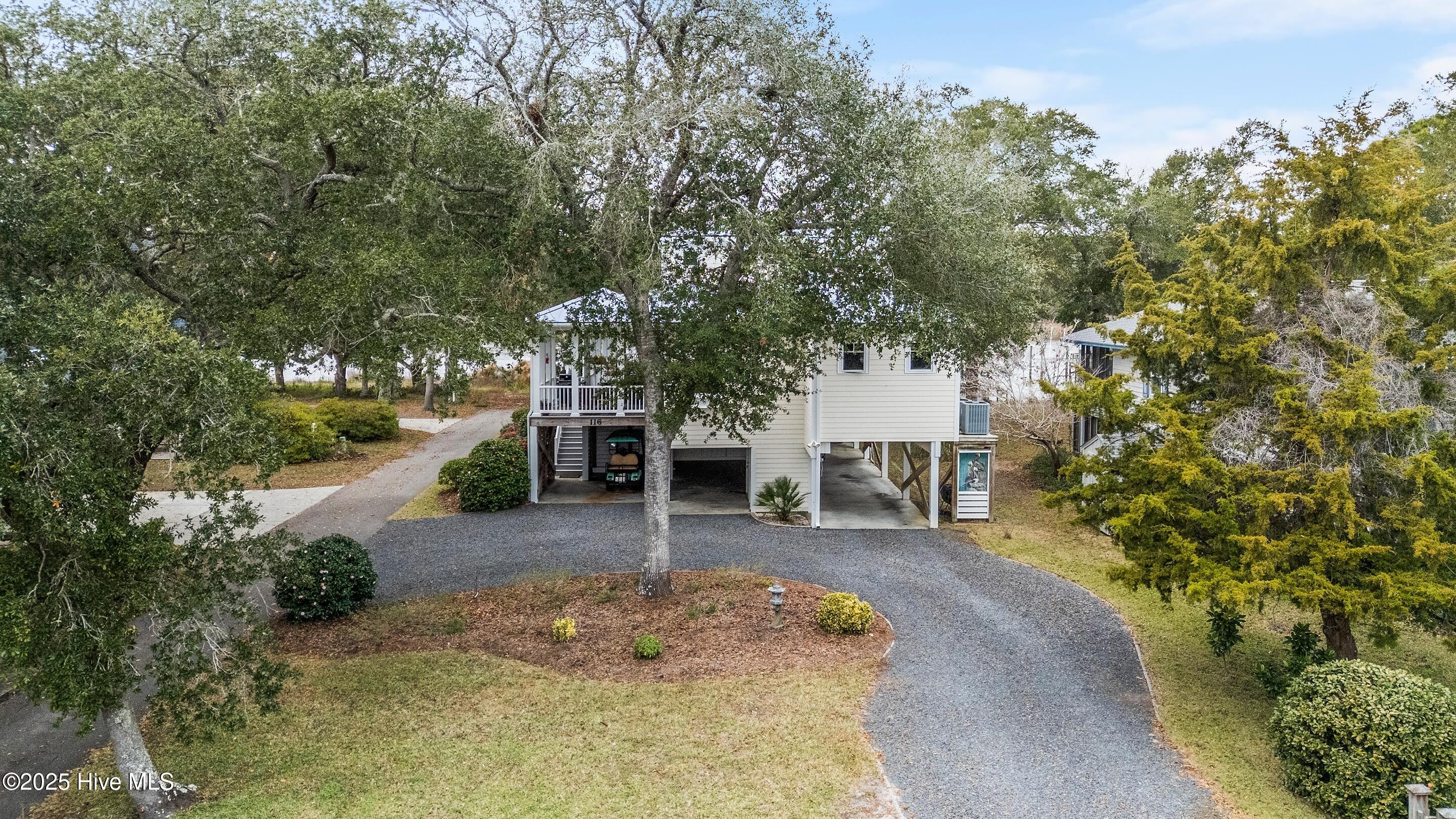 100544140 | Photo 68