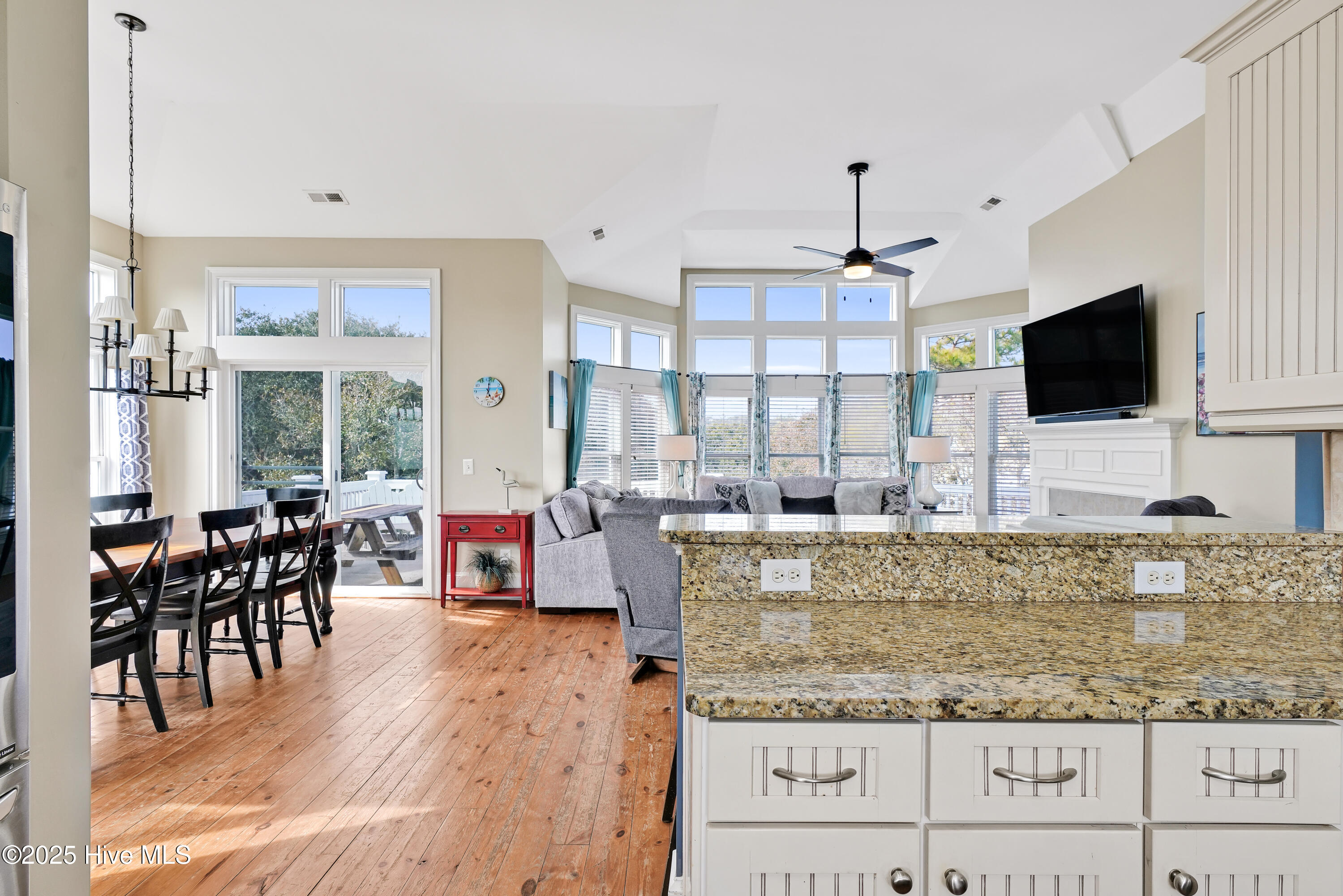 103 SE 74th Street, Oak Island, NC, 28465