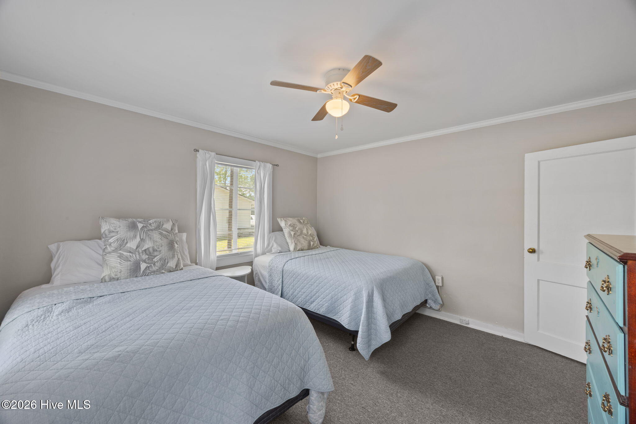 1103 Broad Street Ext,Oriental