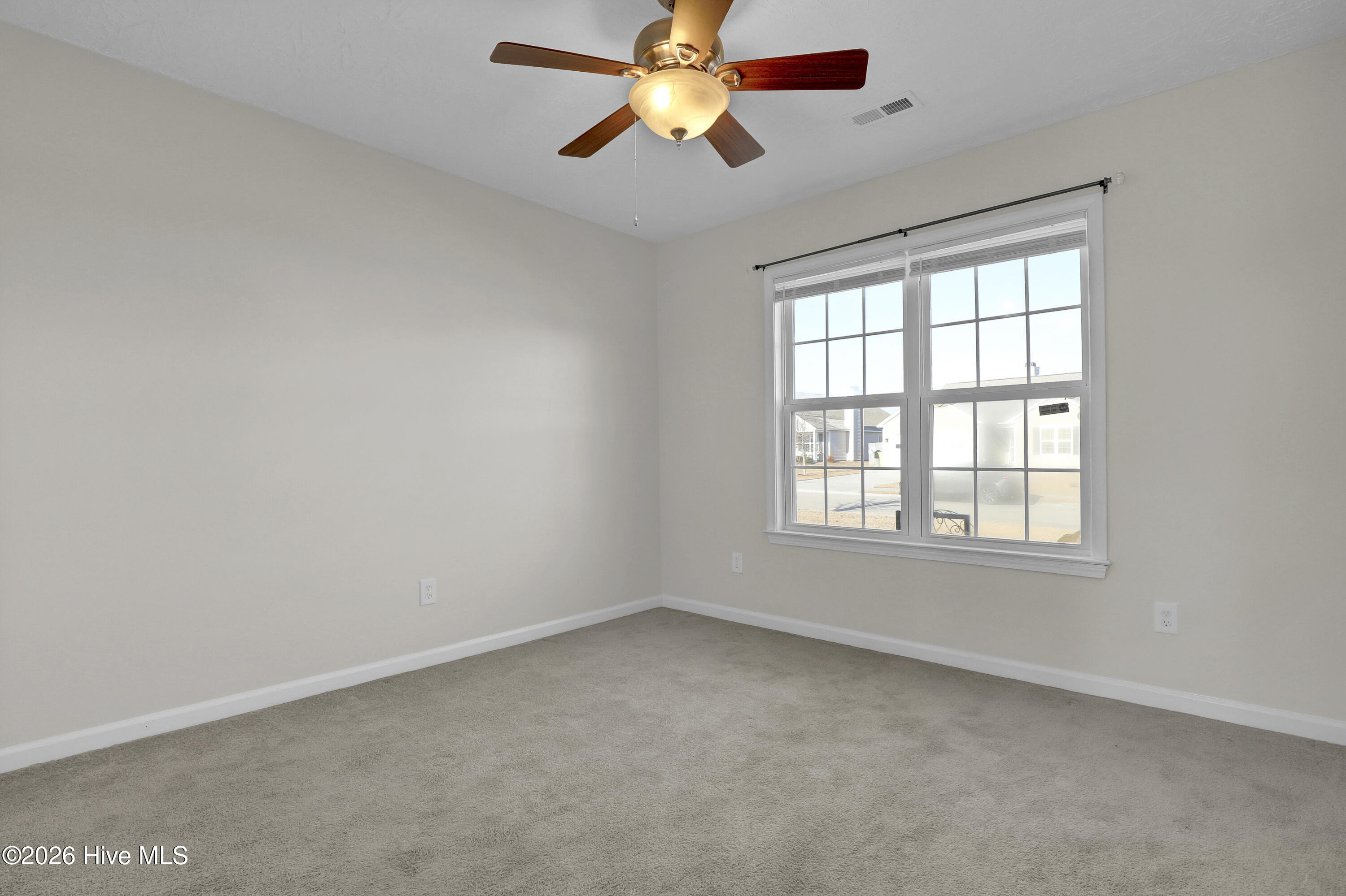 100550562 | Photo 18